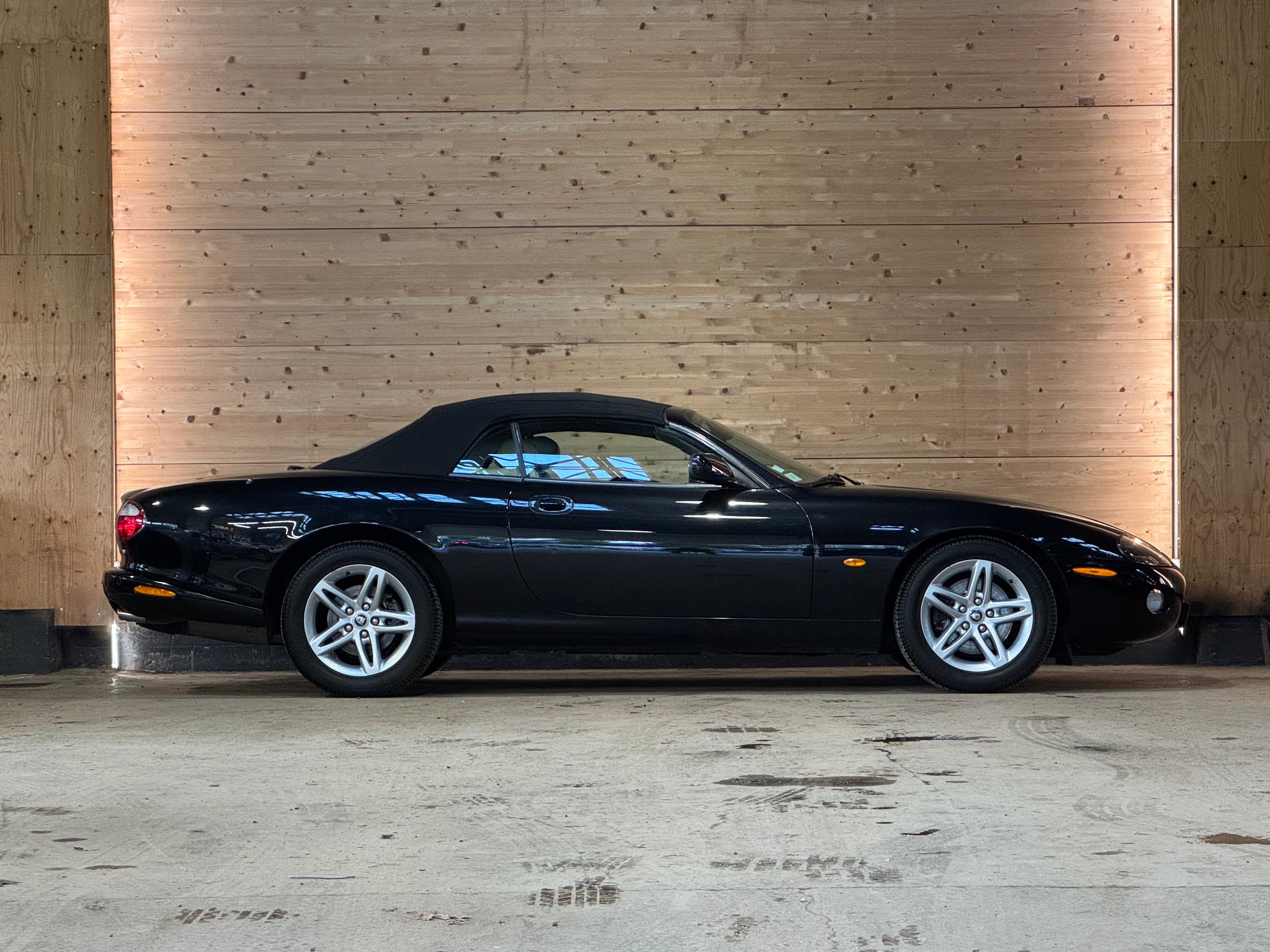 Jaguar XK8 Cabriolet 4.2 BVA6