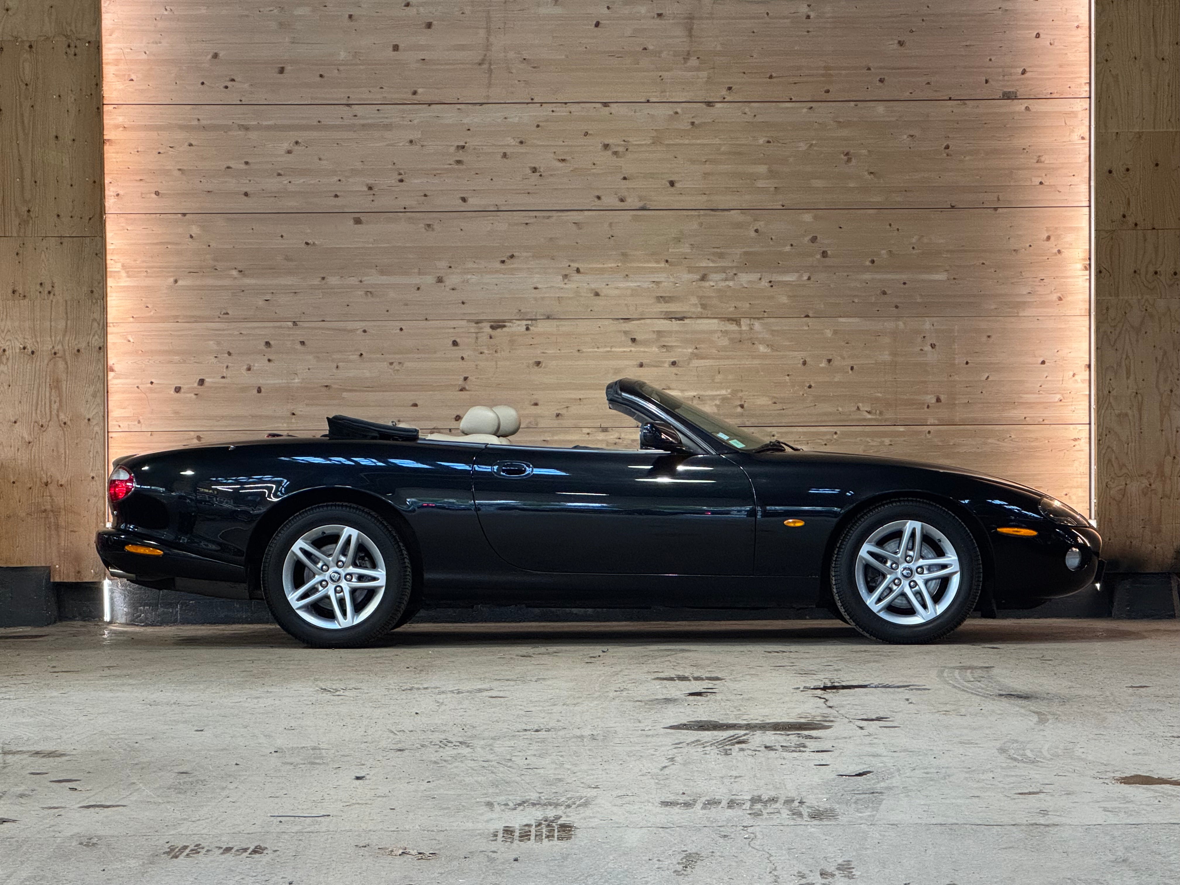 Jaguar XK8 Cabriolet 4.2 BVA6