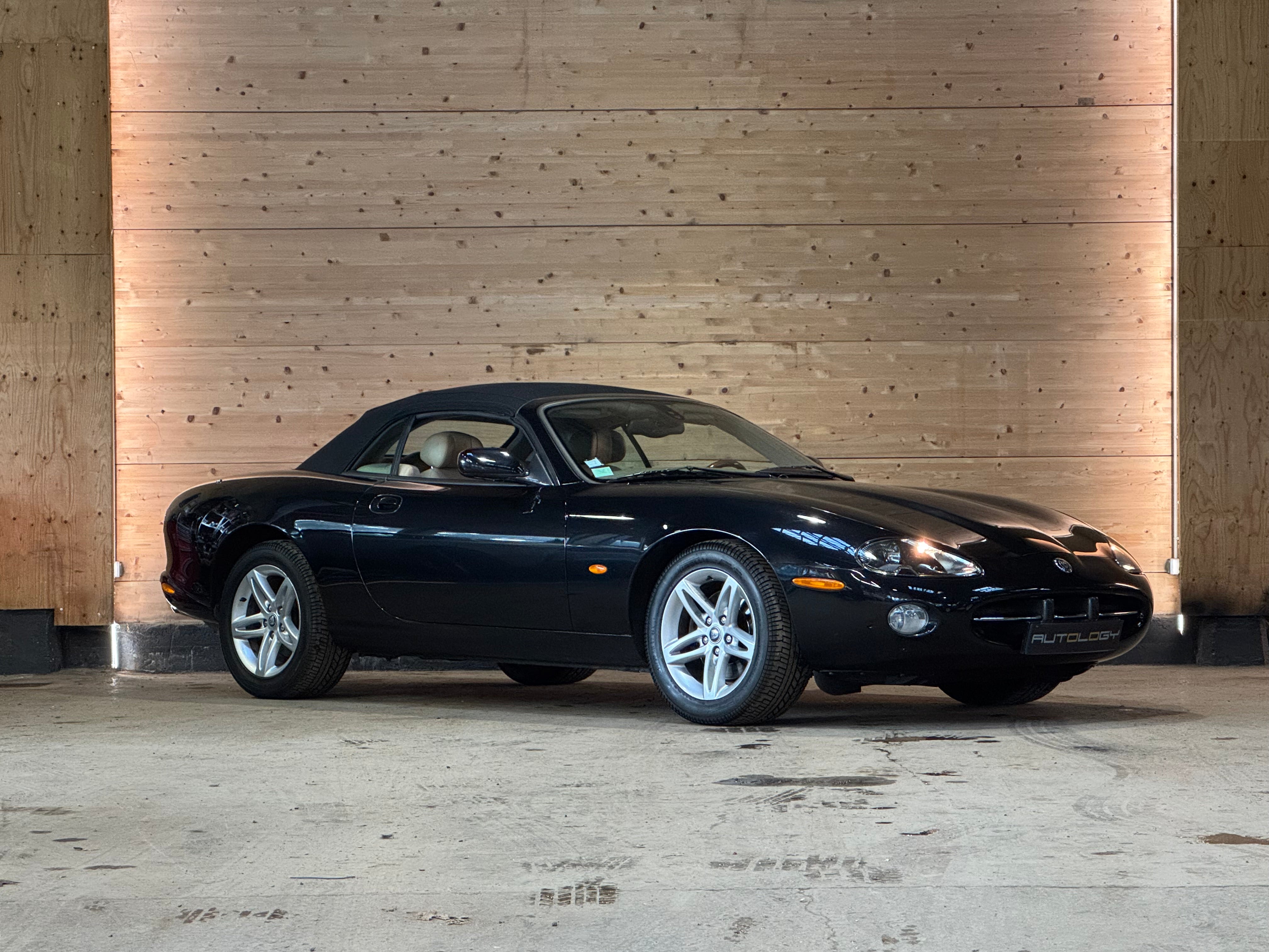 Jaguar XK8 Cabriolet 4.2 BVA6