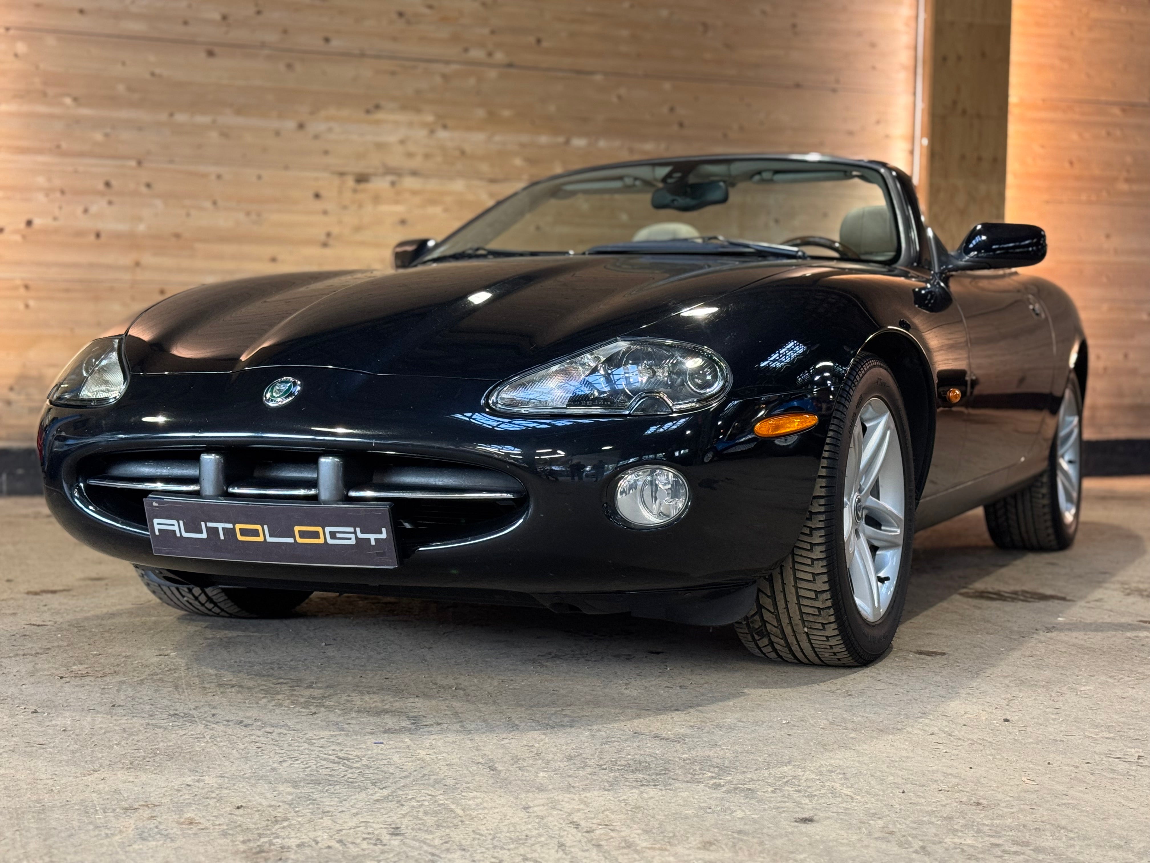 Jaguar XK8 Cabriolet 4.2 BVA6