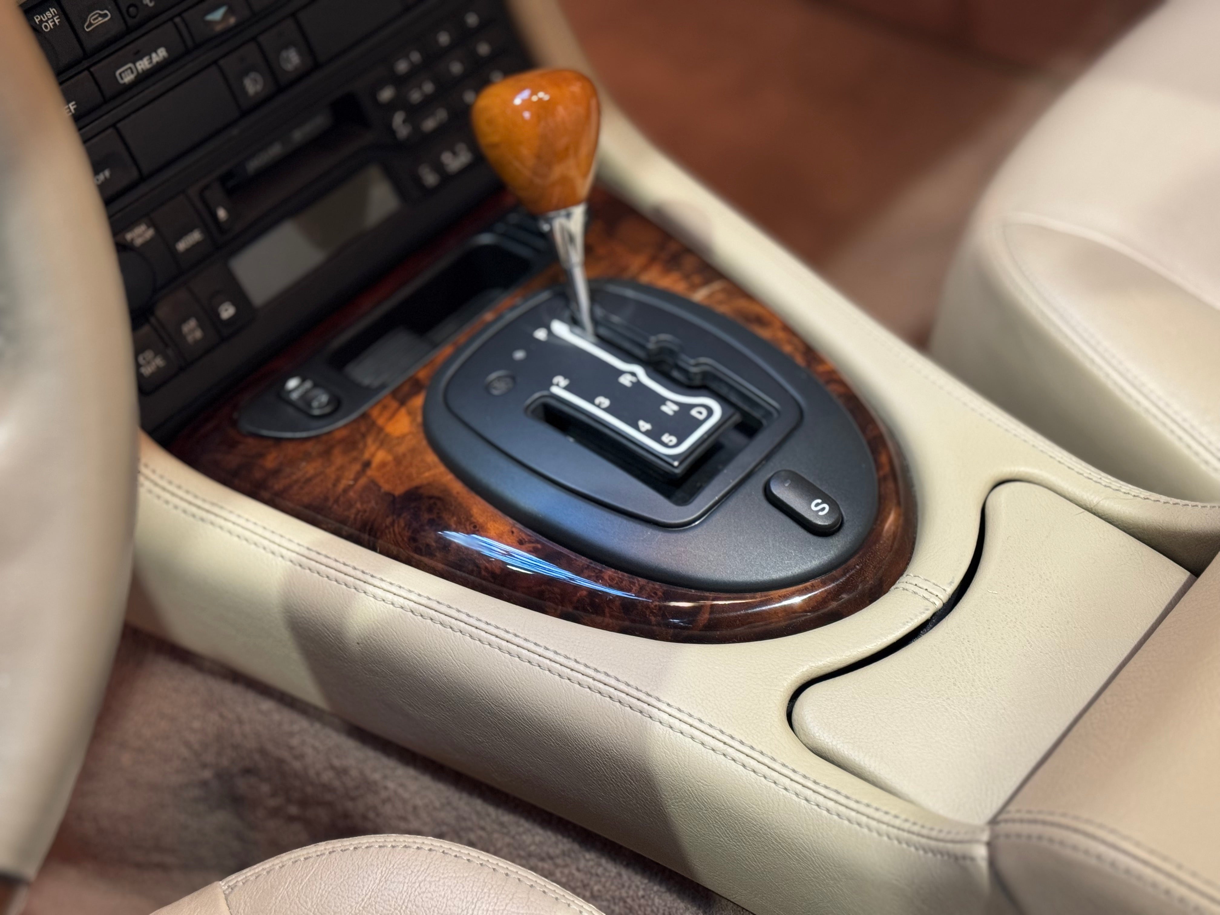 Jaguar XK8 Cabriolet 4.2 BVA6