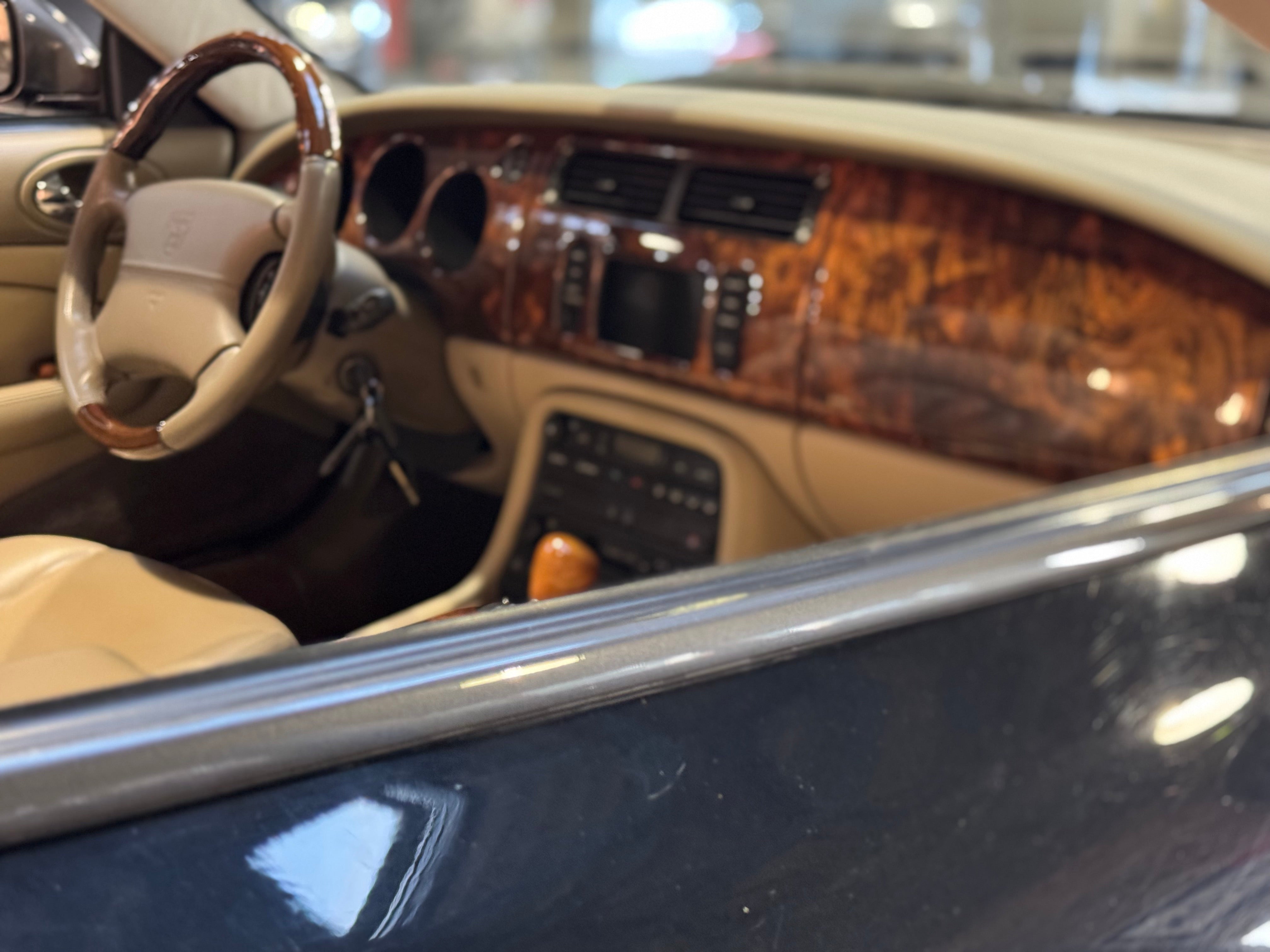 Jaguar XK8 Cabriolet 4.2 BVA6