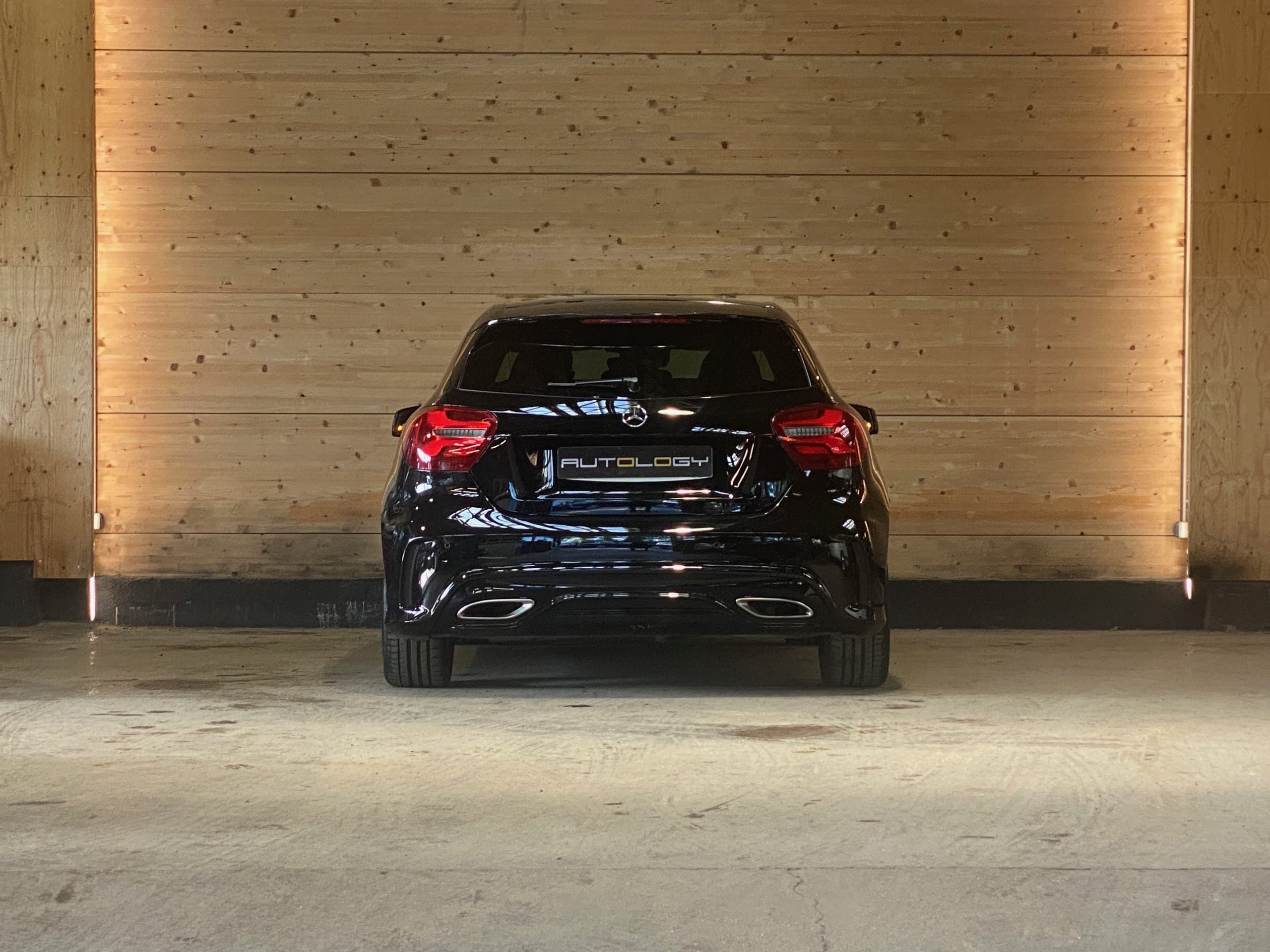 Mercedes A160 BVA WhiteArt Edition