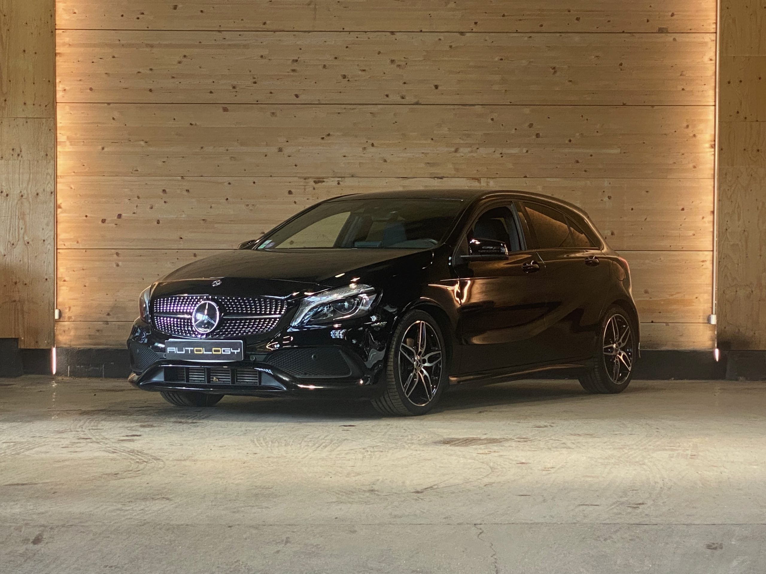 Mercedes A160 BVA WhiteArt Edition