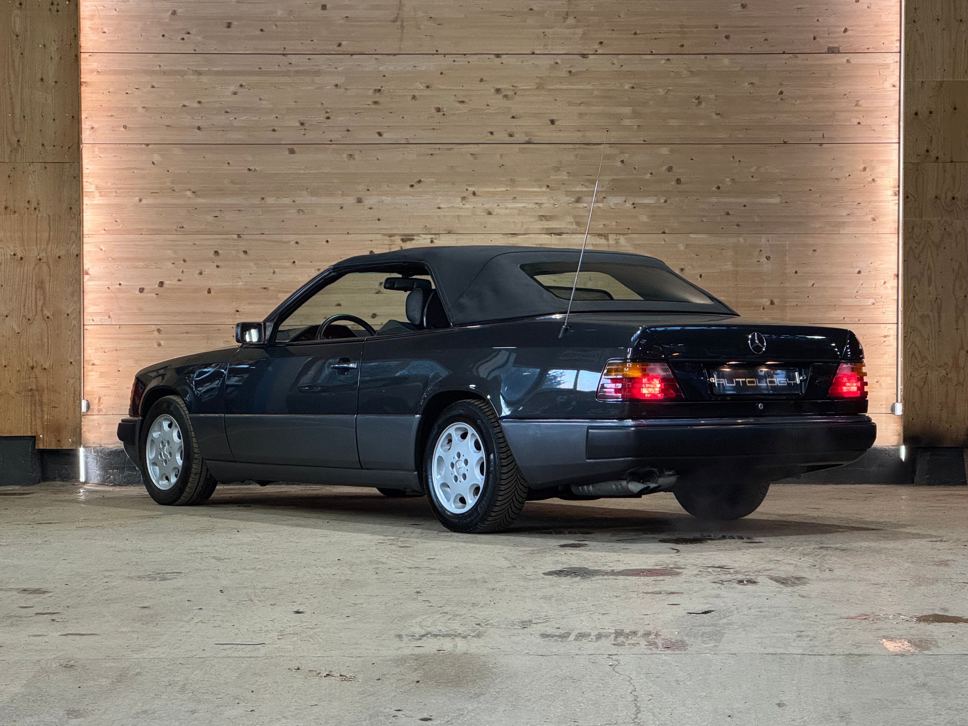 Mercedes 300CE-24 Cabriolet BVA