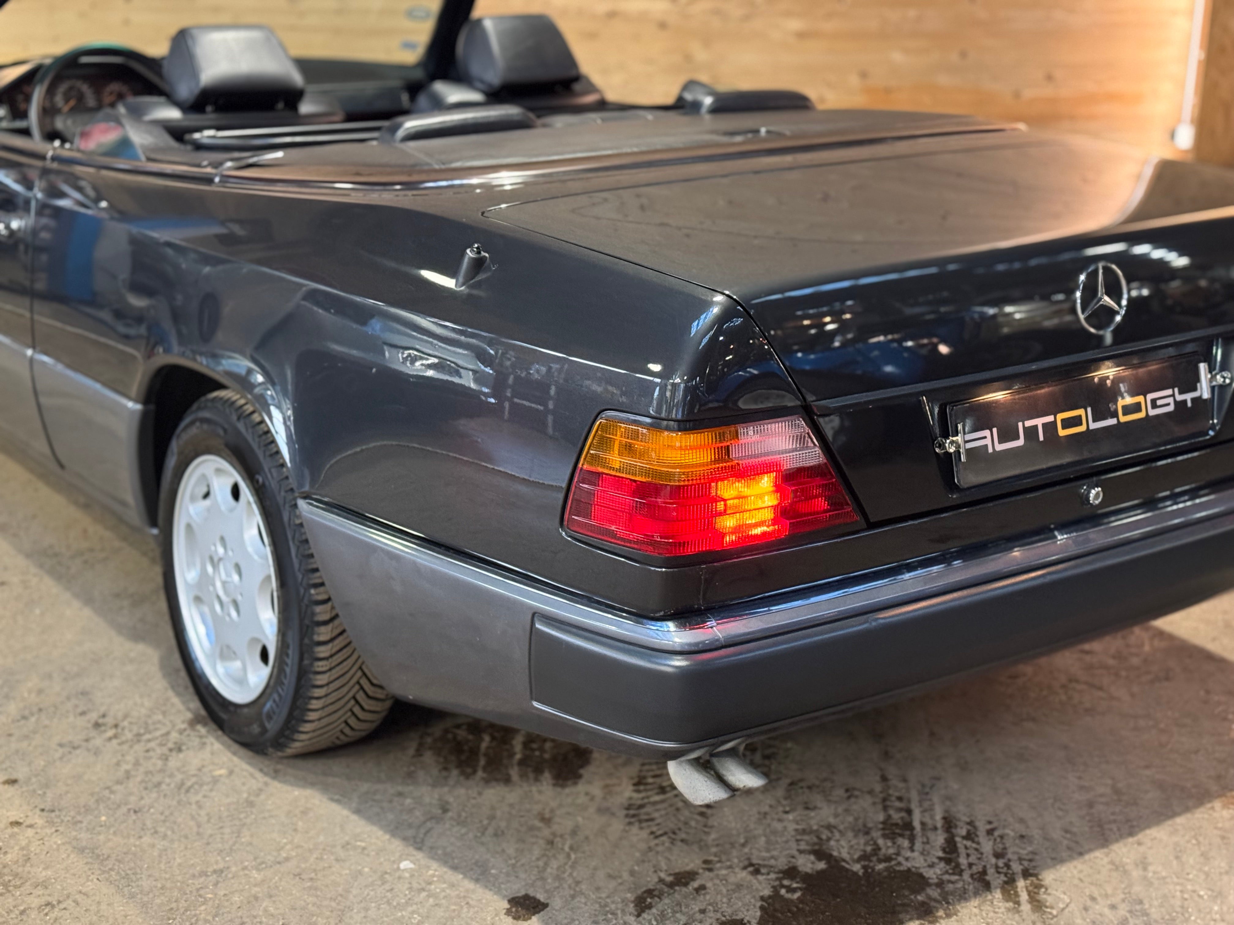 Mercedes 300CE-24 Cabriolet BVA