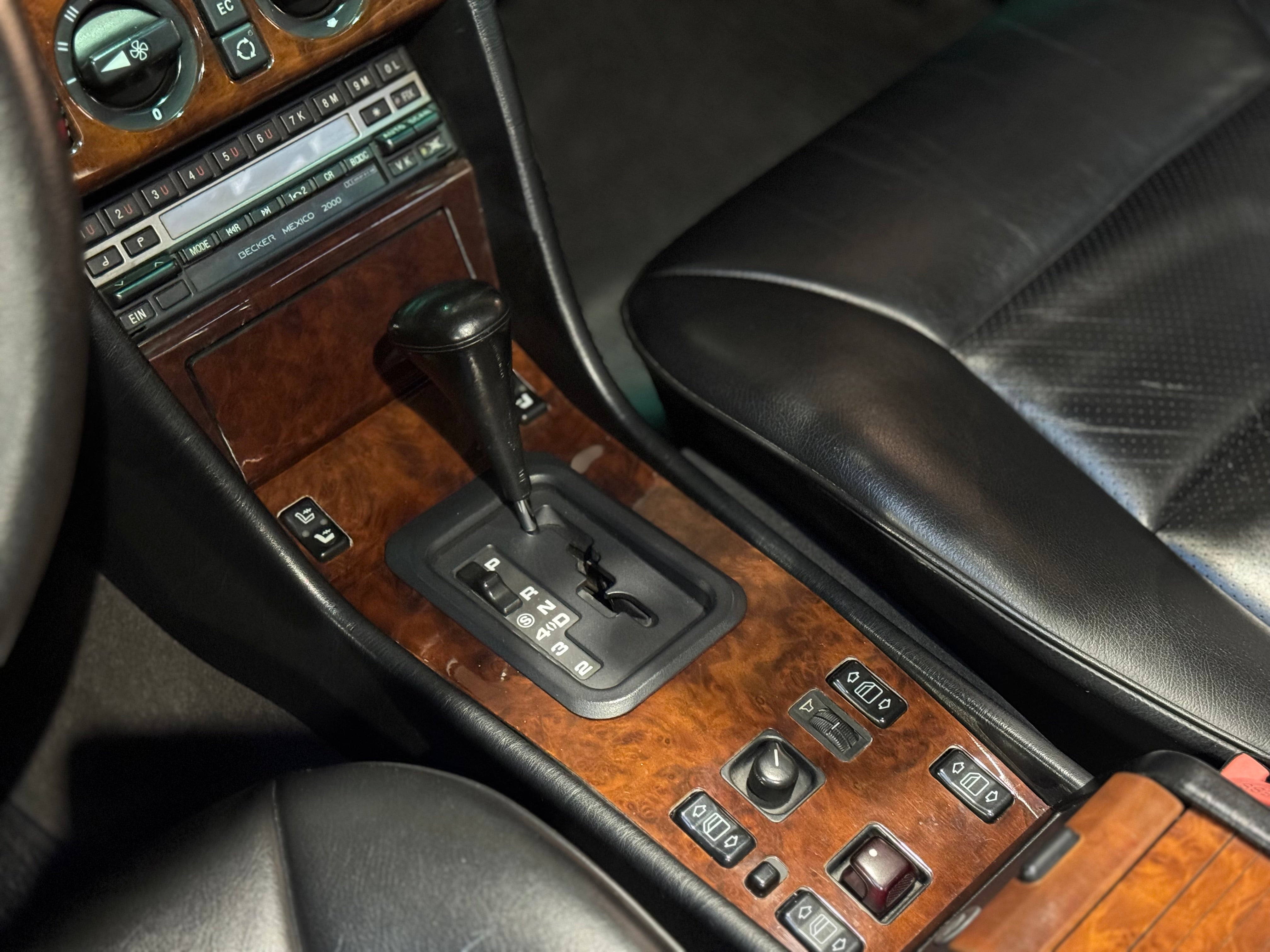 Mercedes 300CE-24 Cabriolet BVA