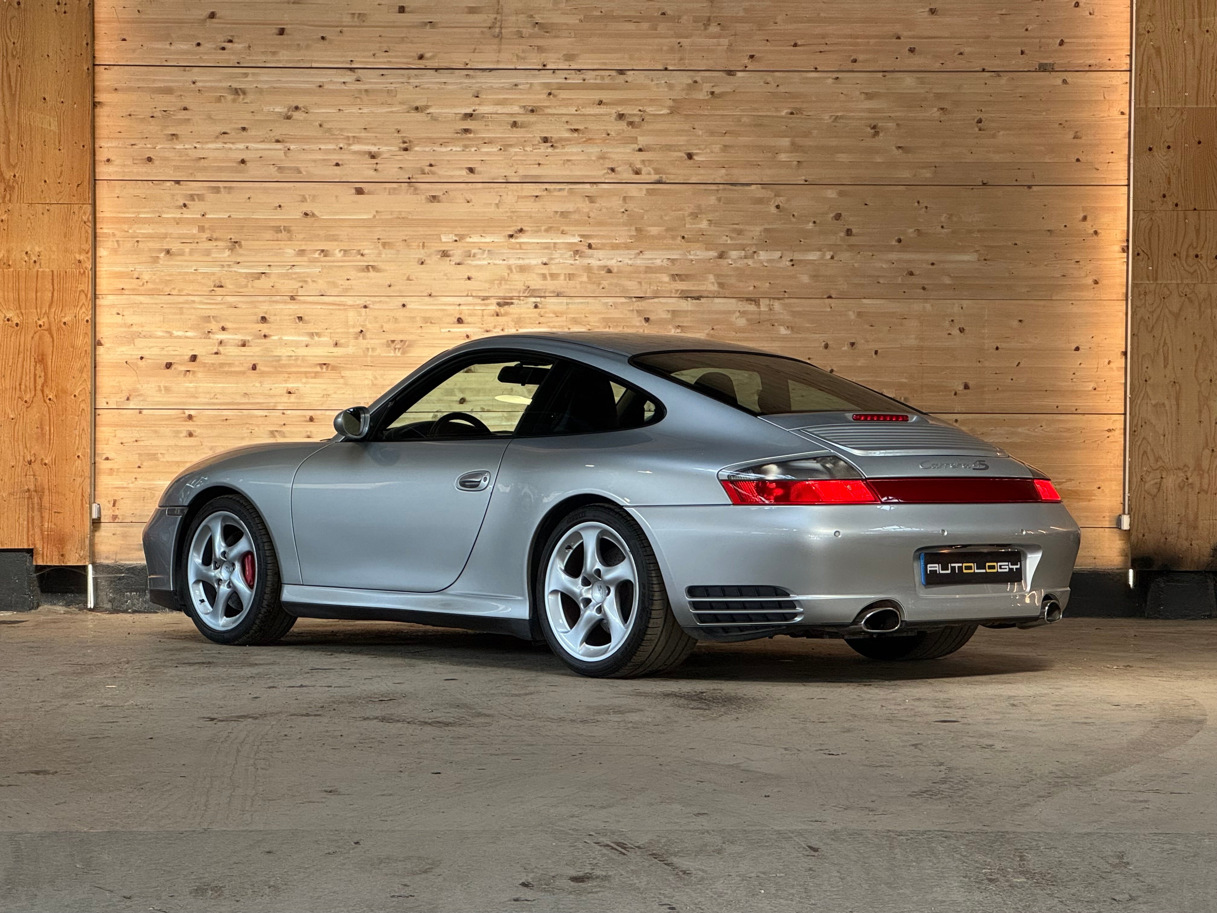 Porsche 996 Carrera 4S BVM6