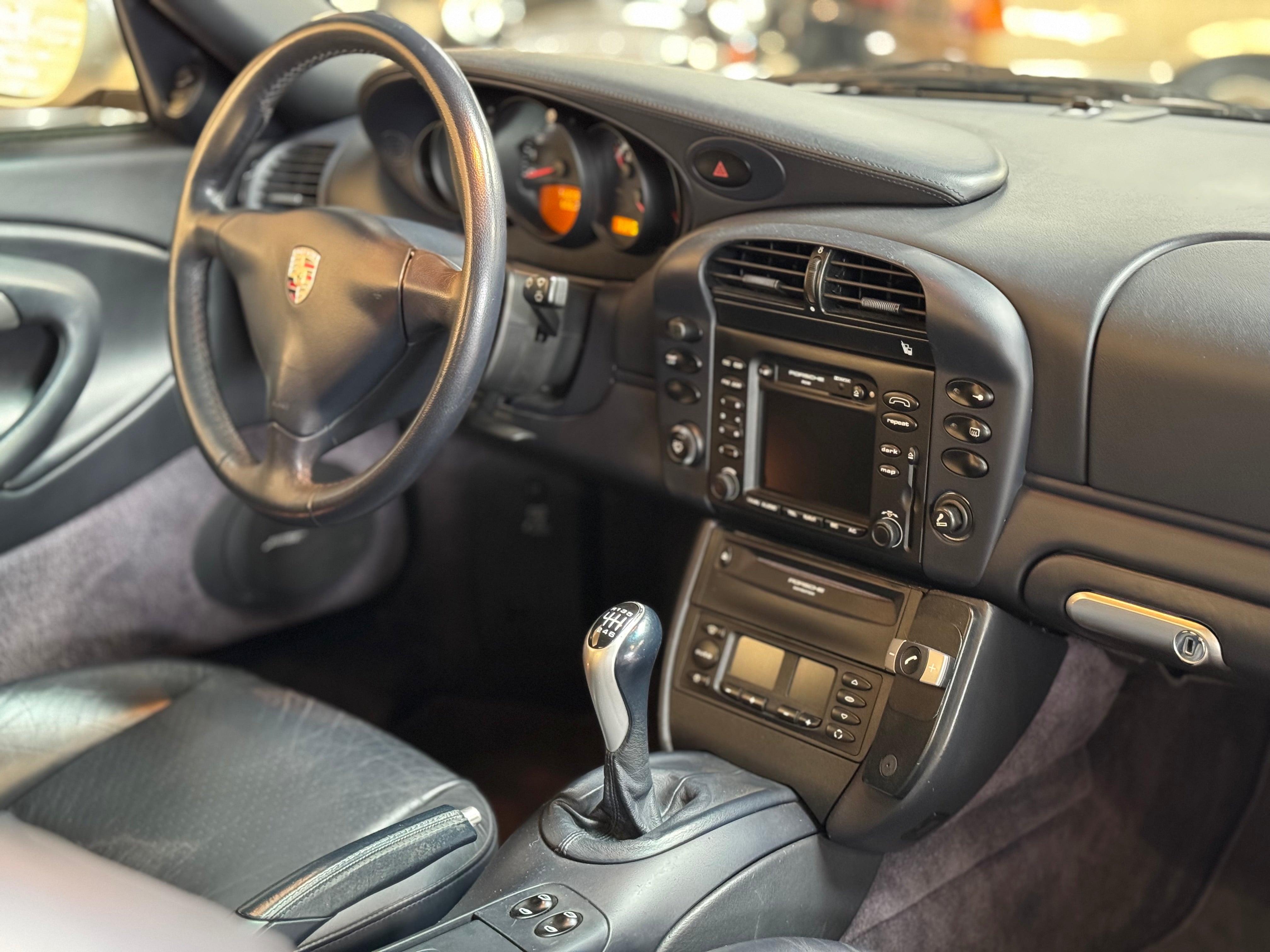 Porsche 996 Carrera 4S BVM6