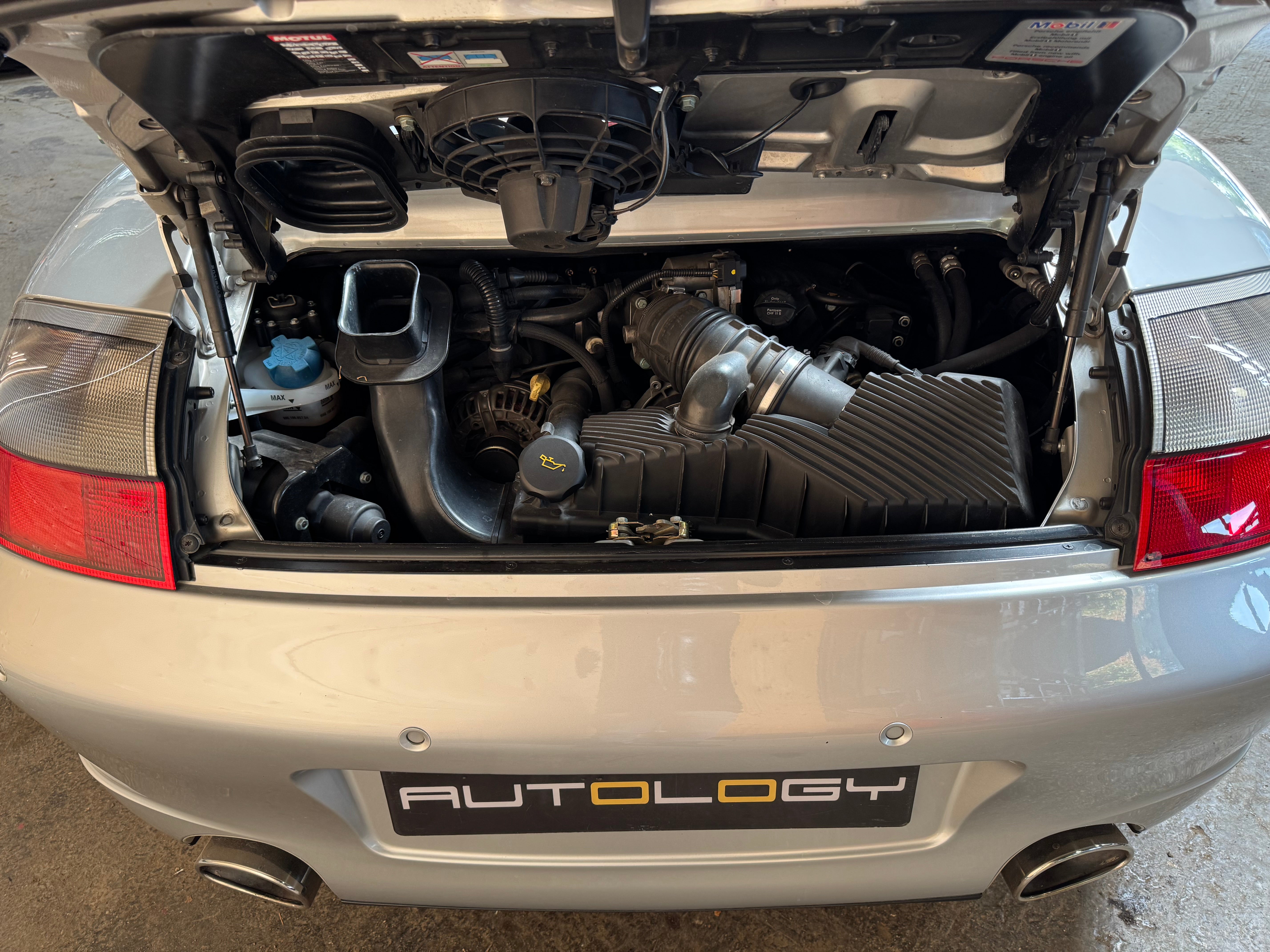 Porsche 996 Carrera 4S BVM6