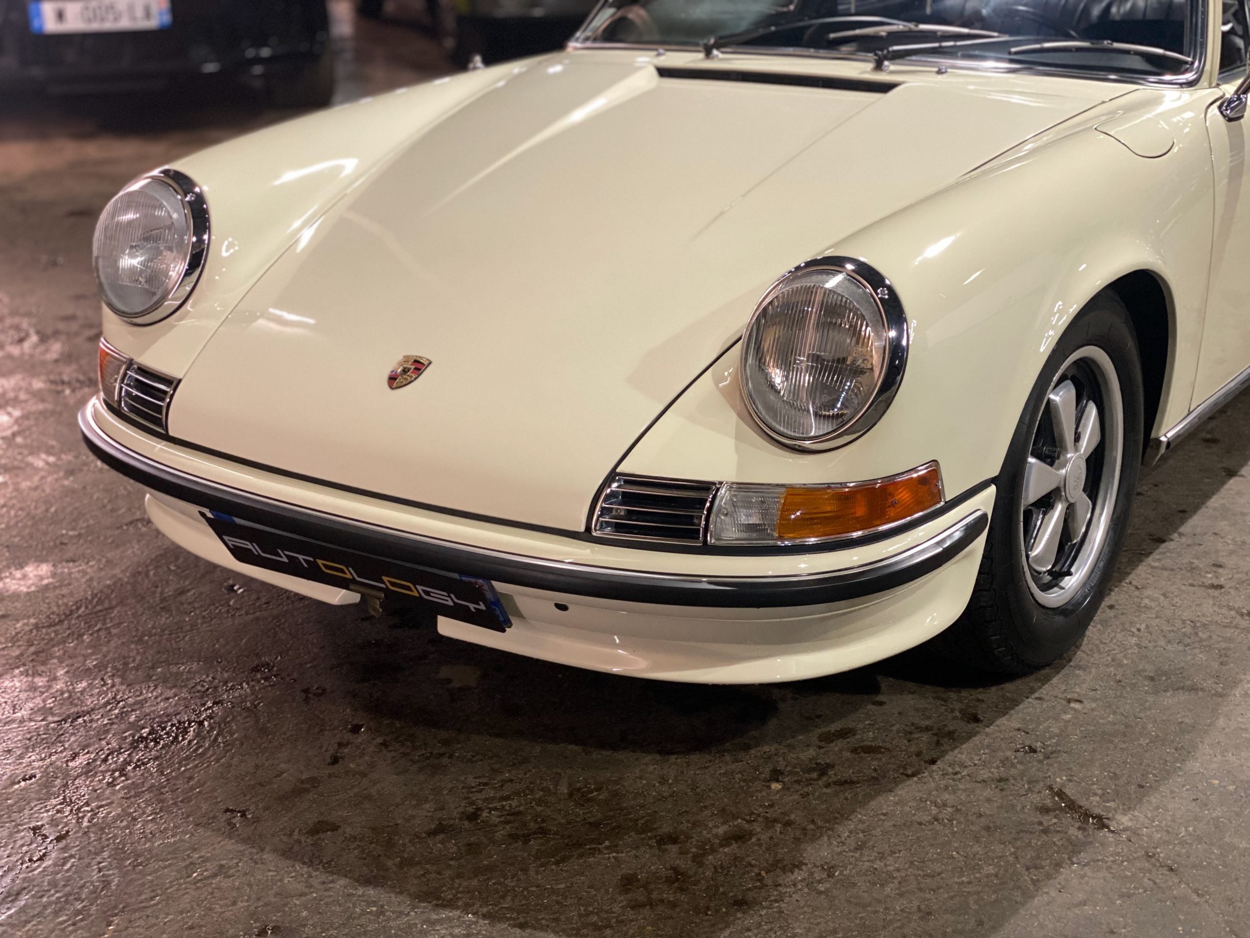 Porsche 911 2.4S