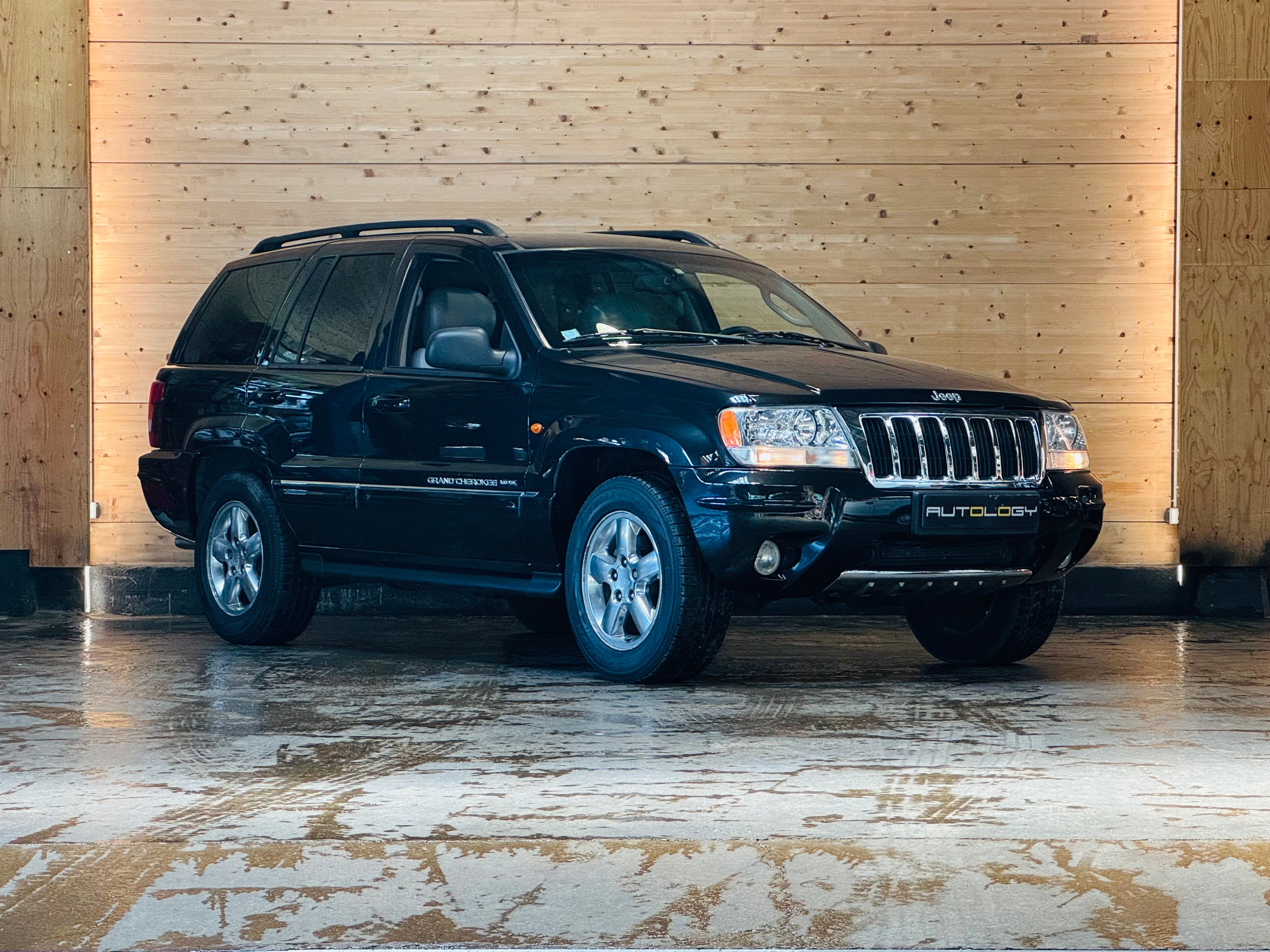 Jeep Grand Cherokee V8 4.7 Black Pearl