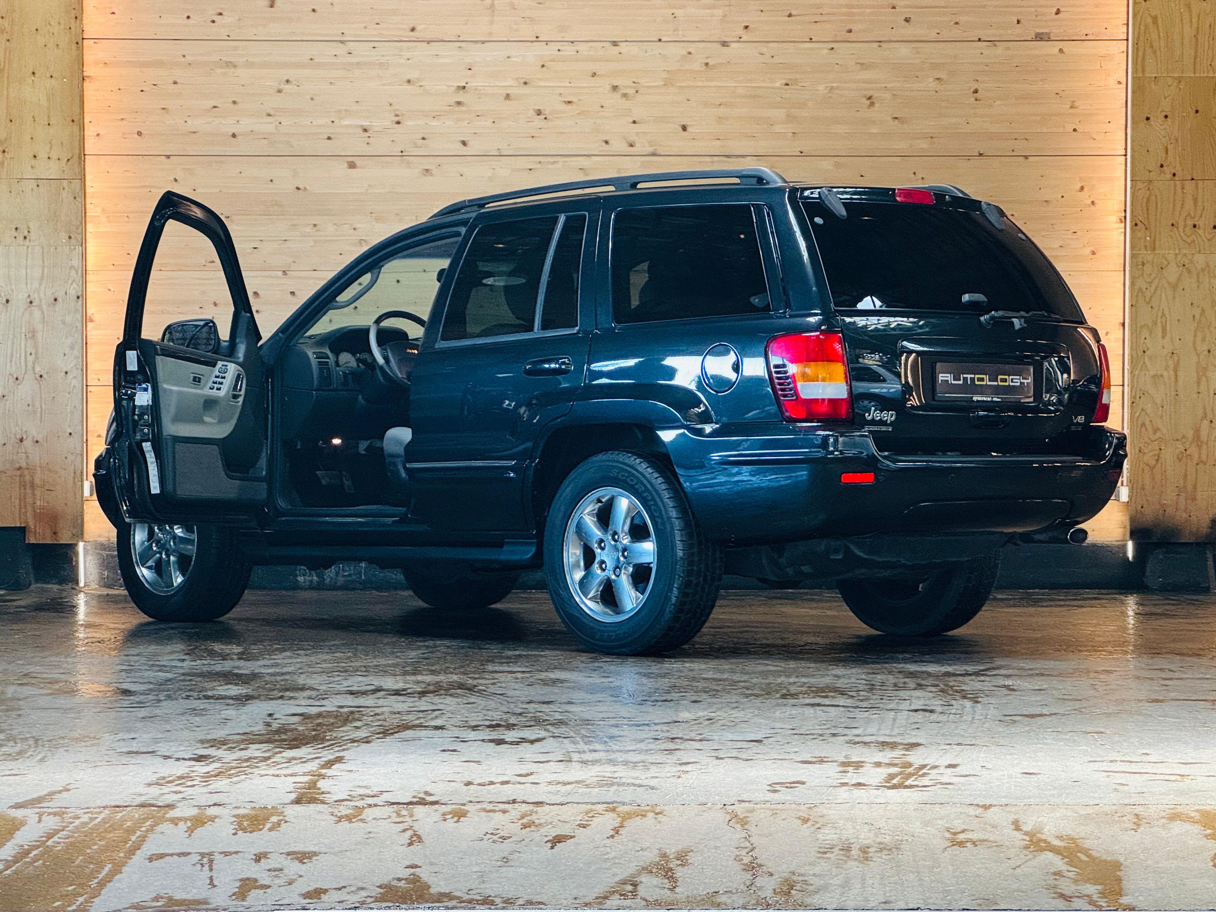 Jeep Grand Cherokee V8 4.7 Black Pearl