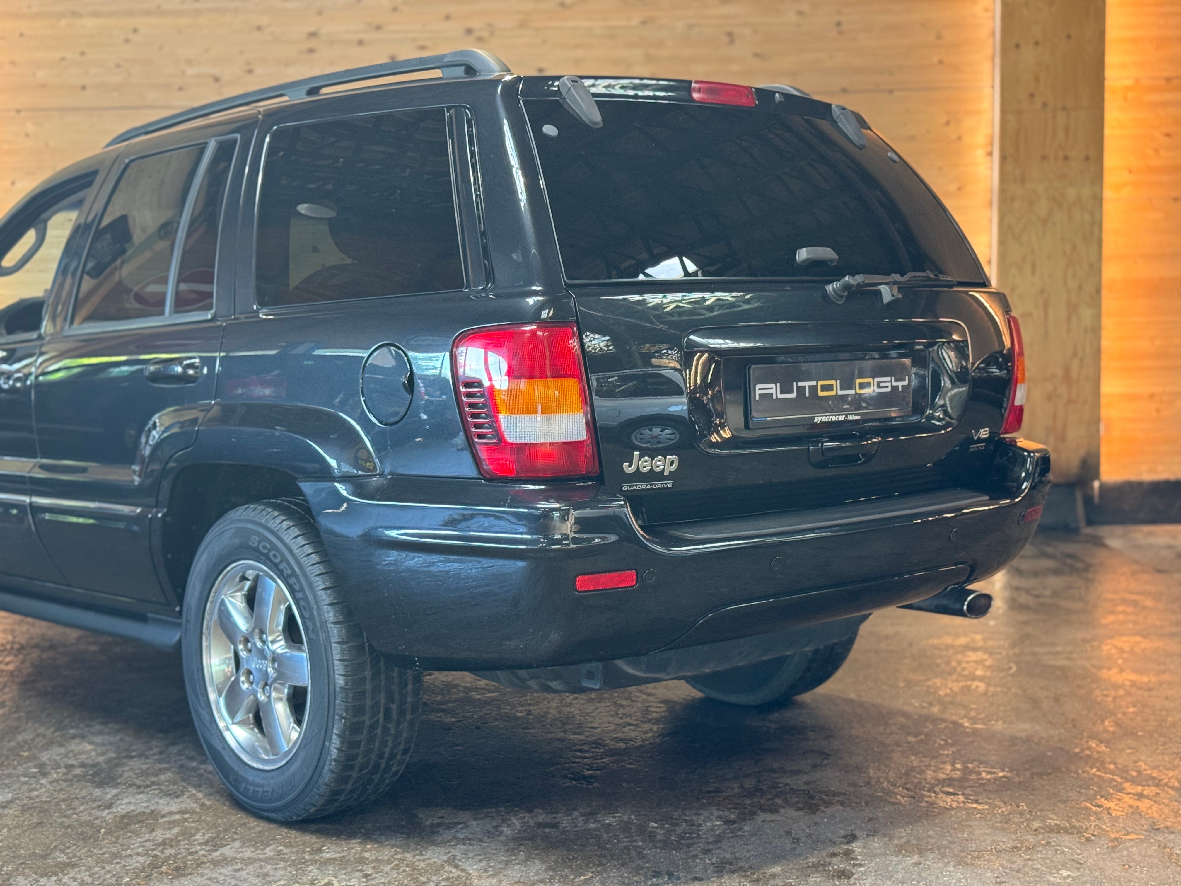 Jeep Grand Cherokee V8 4.7 Black Pearl
