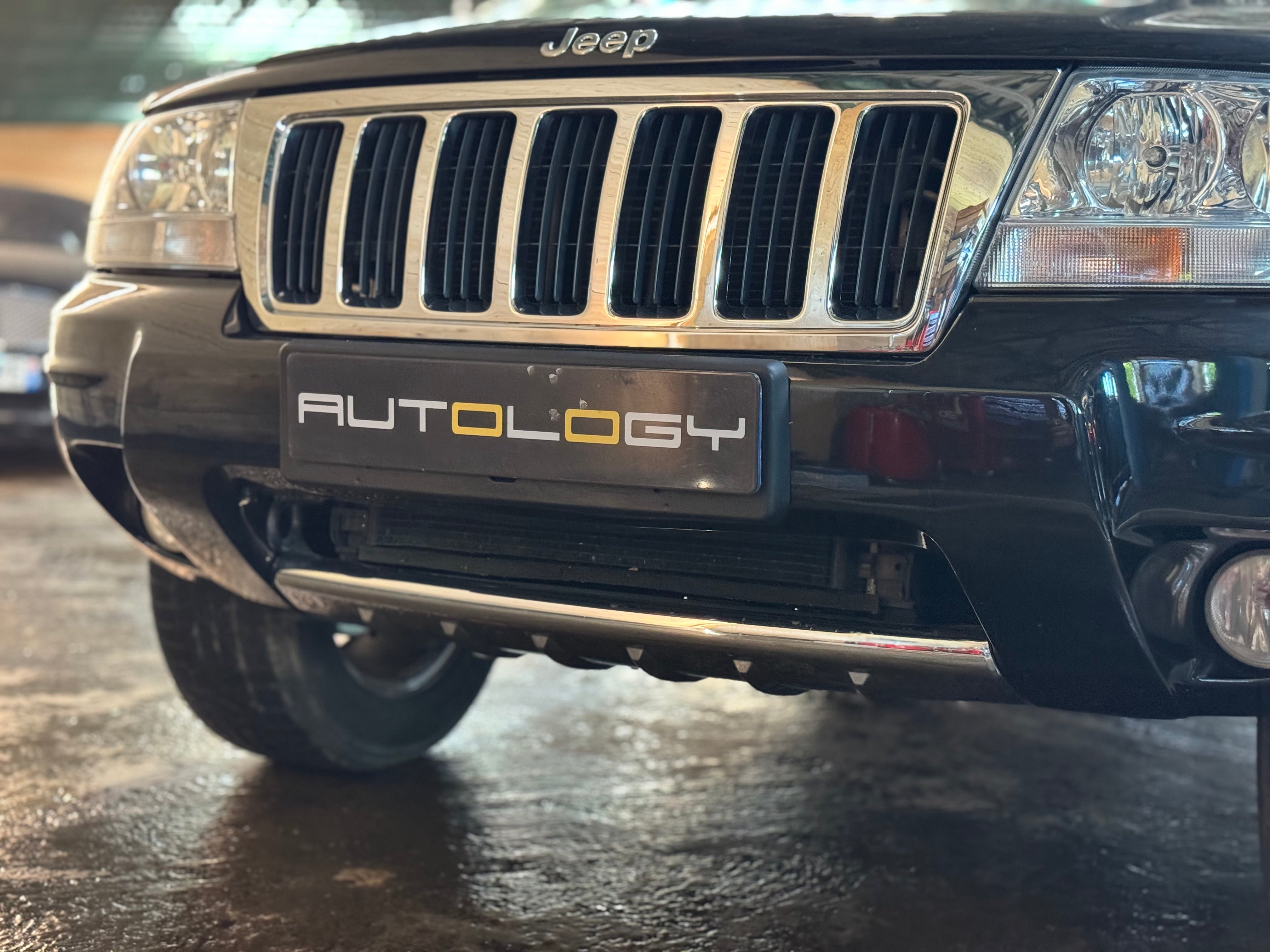 Jeep Grand Cherokee V8 4.7 Black Pearl