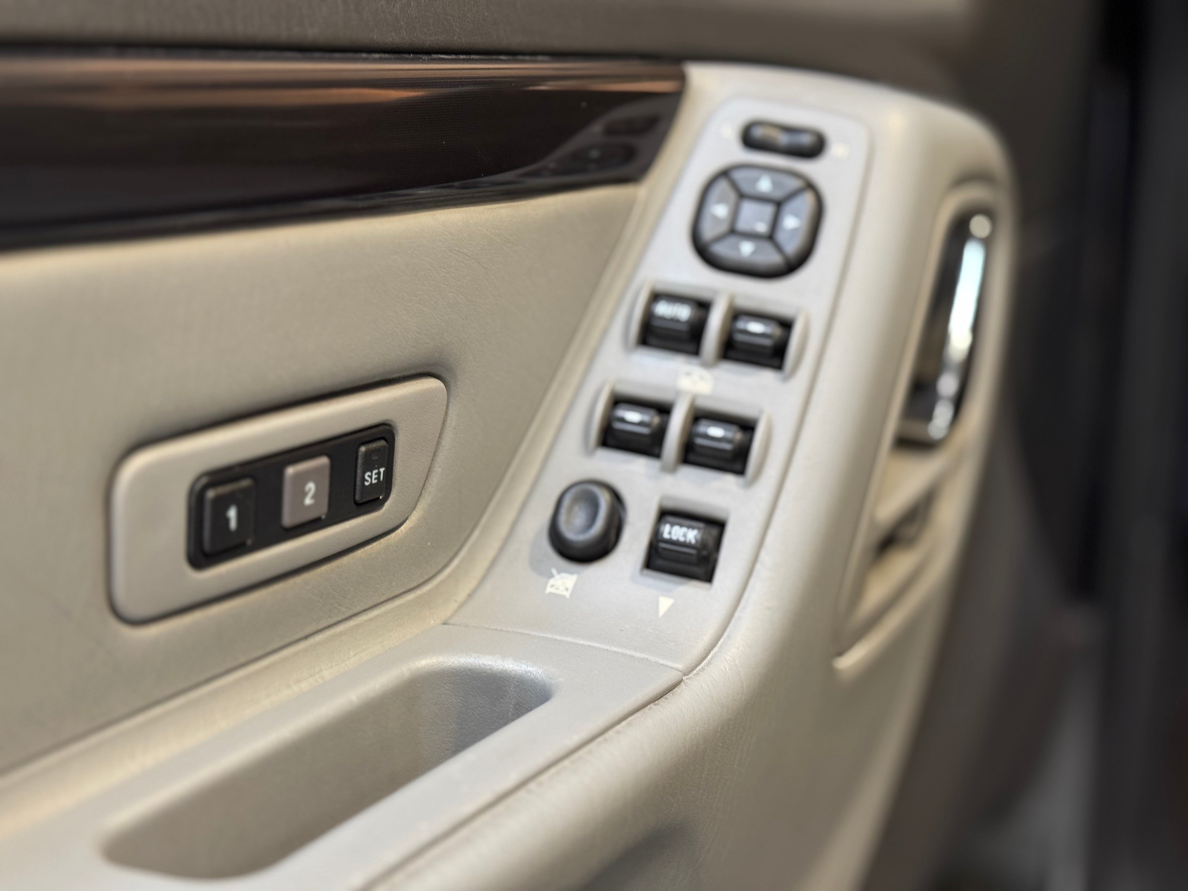 Jeep Grand Cherokee V8 4.7 Black Pearl