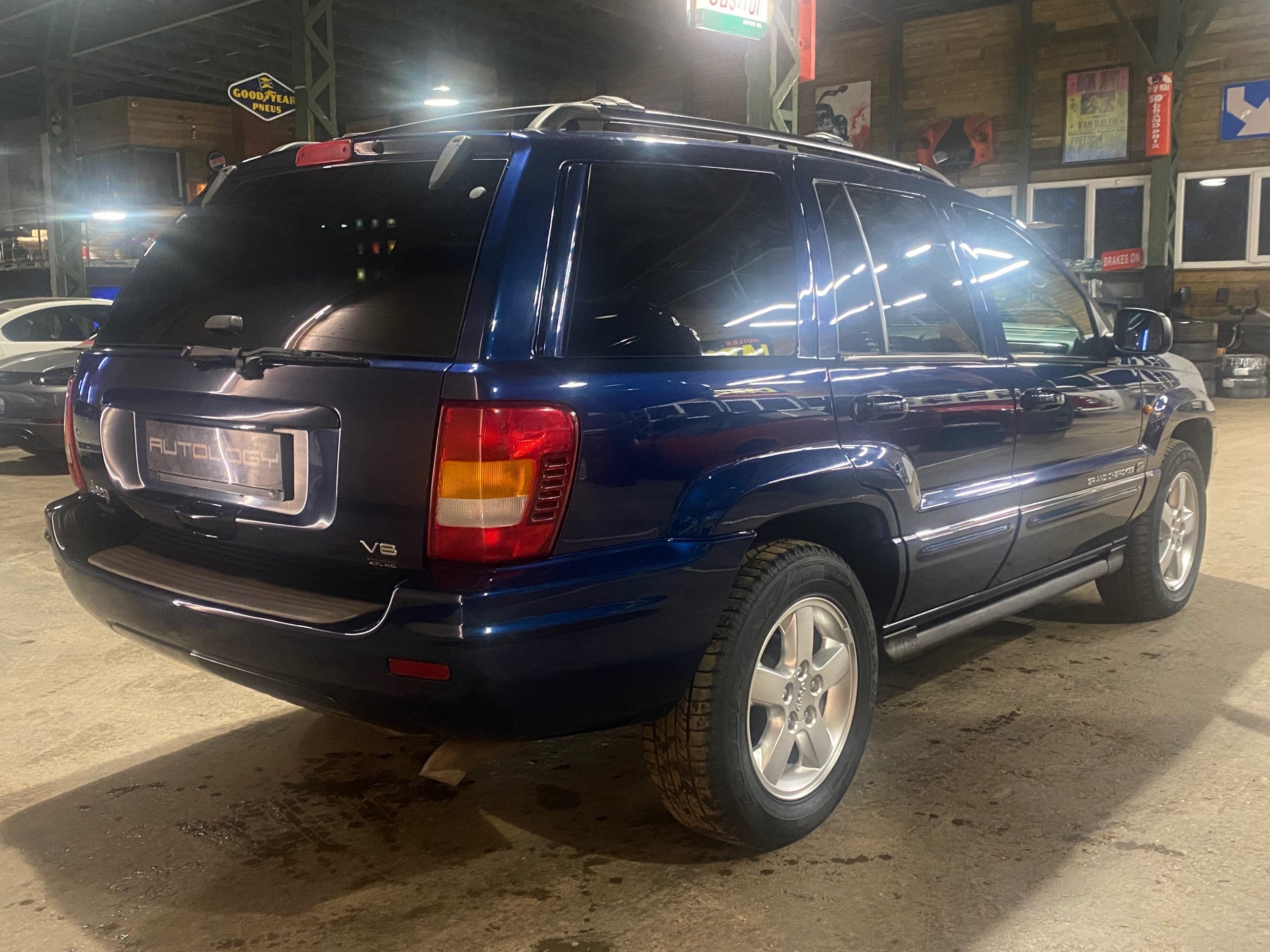Jeep Grand Cherokee 4.7 Overland
