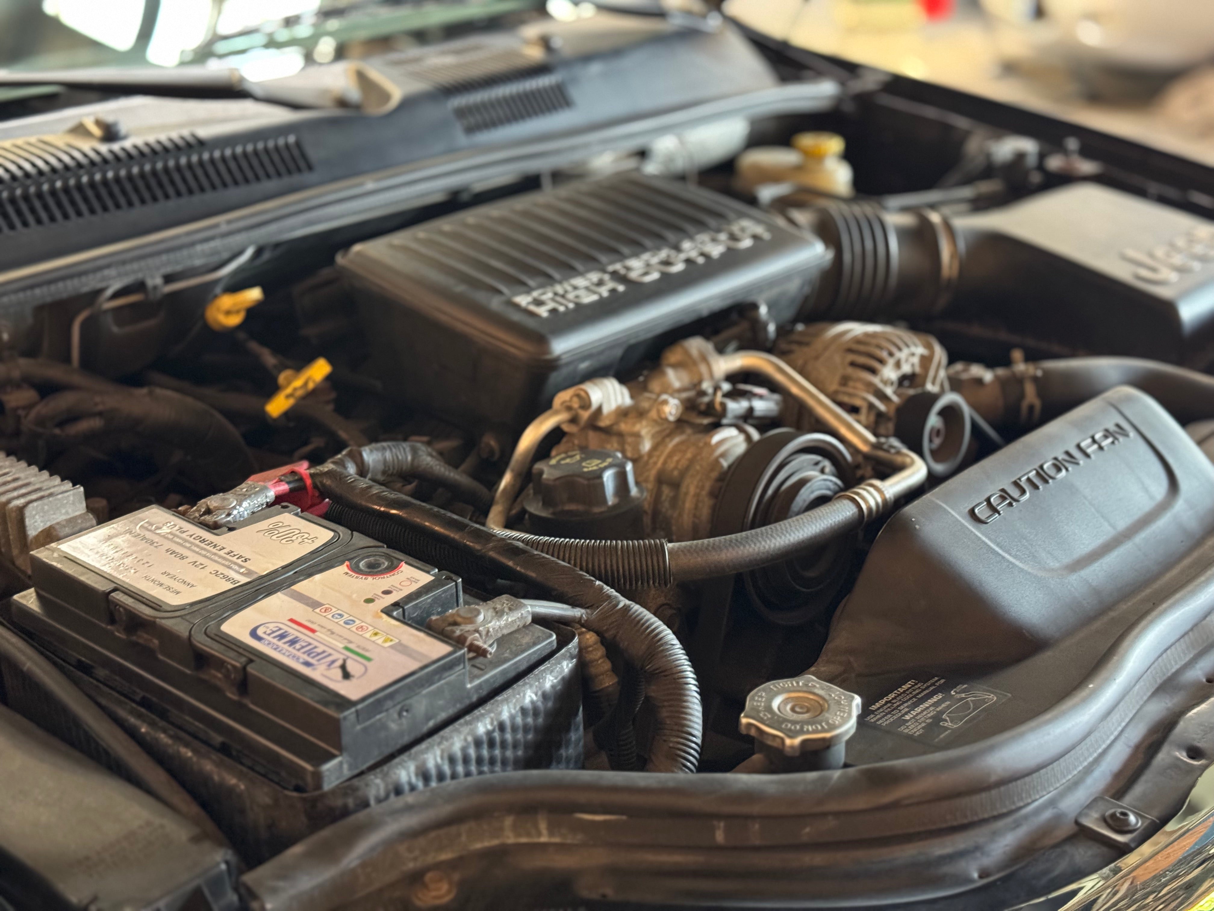 Jeep Grand Cherokee V8 4.7 Black Pearl