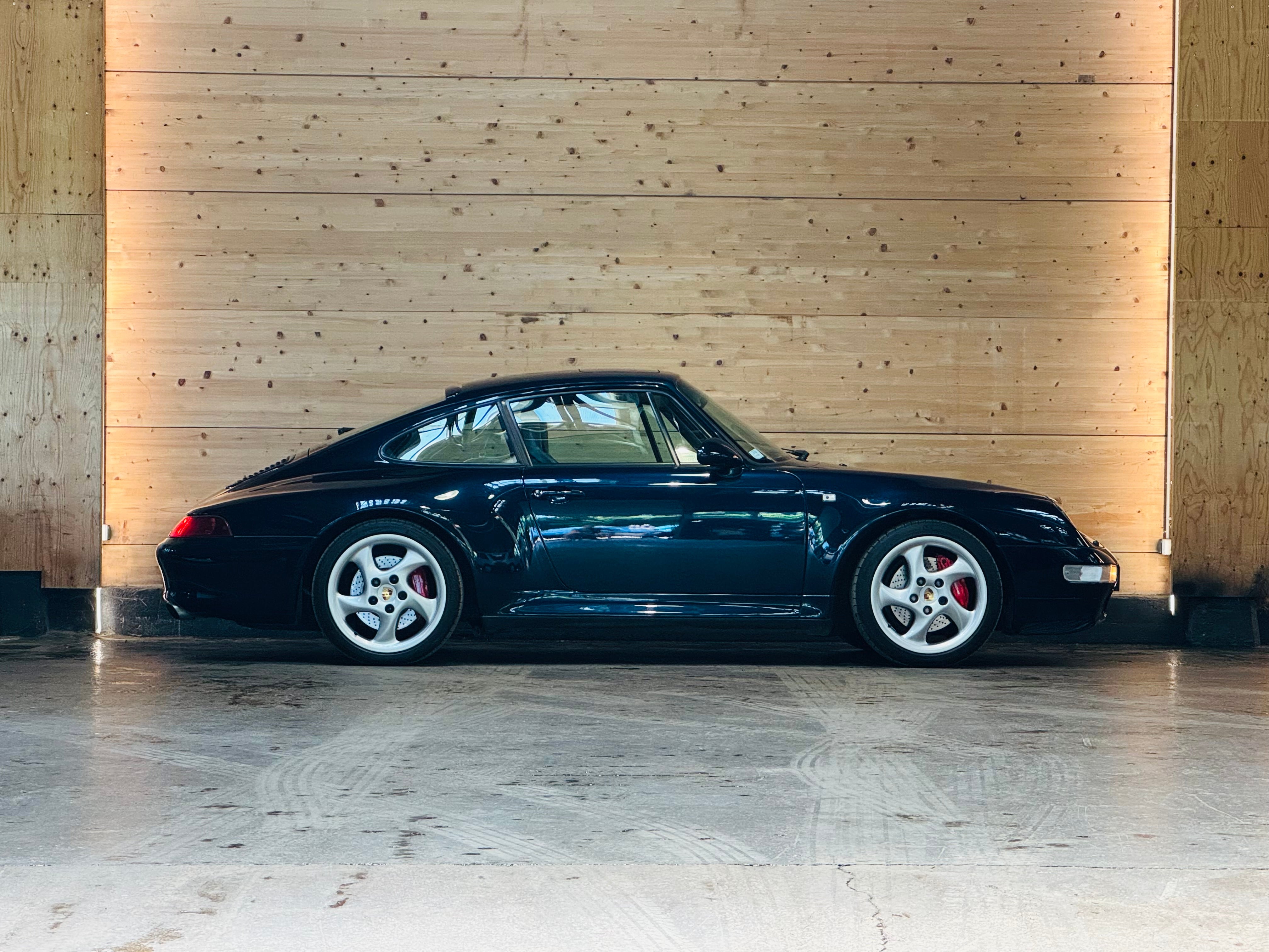 Porsche 993 Carrera 4S X51