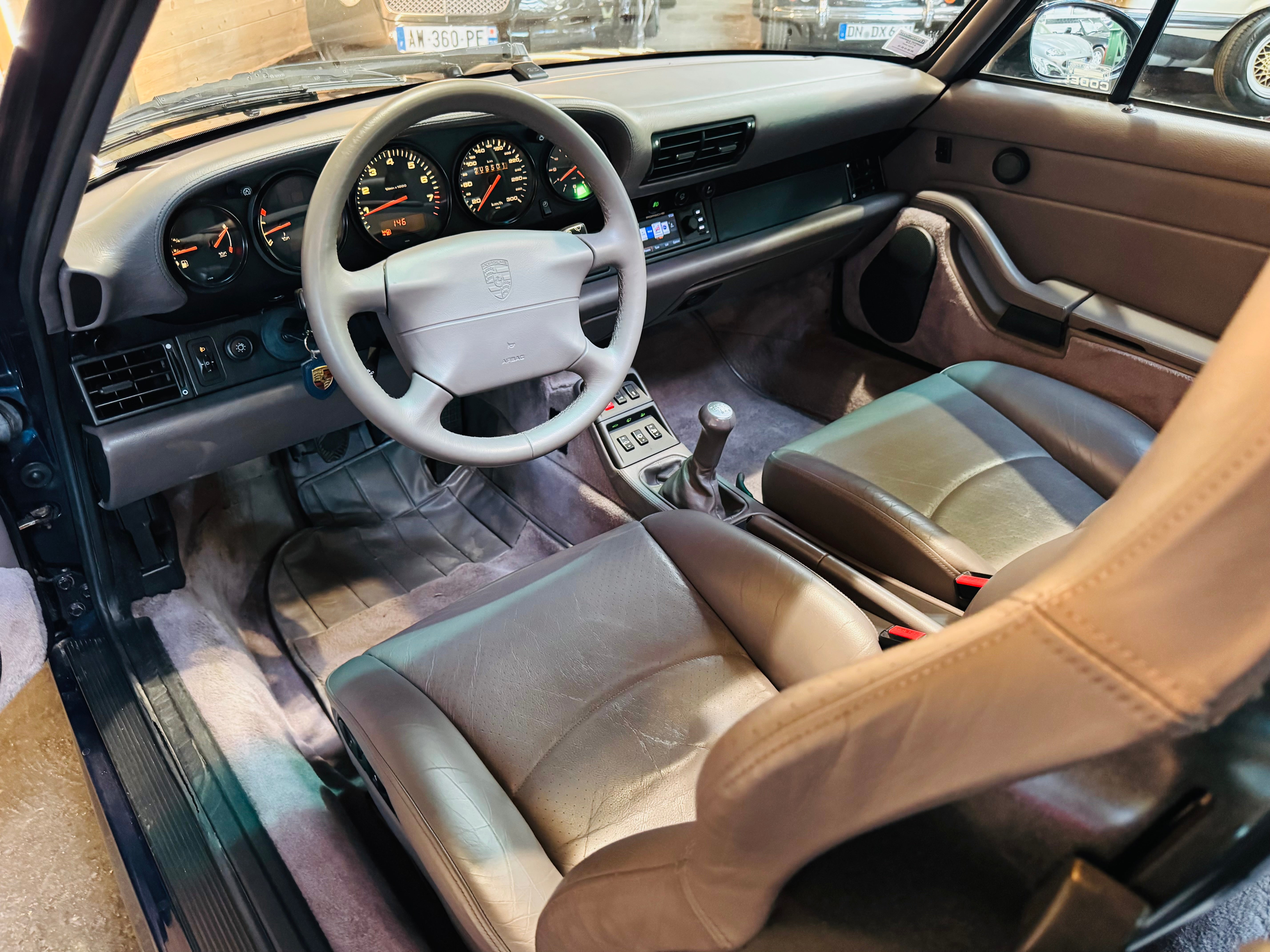 Porsche 993 Carrera 4S X51
