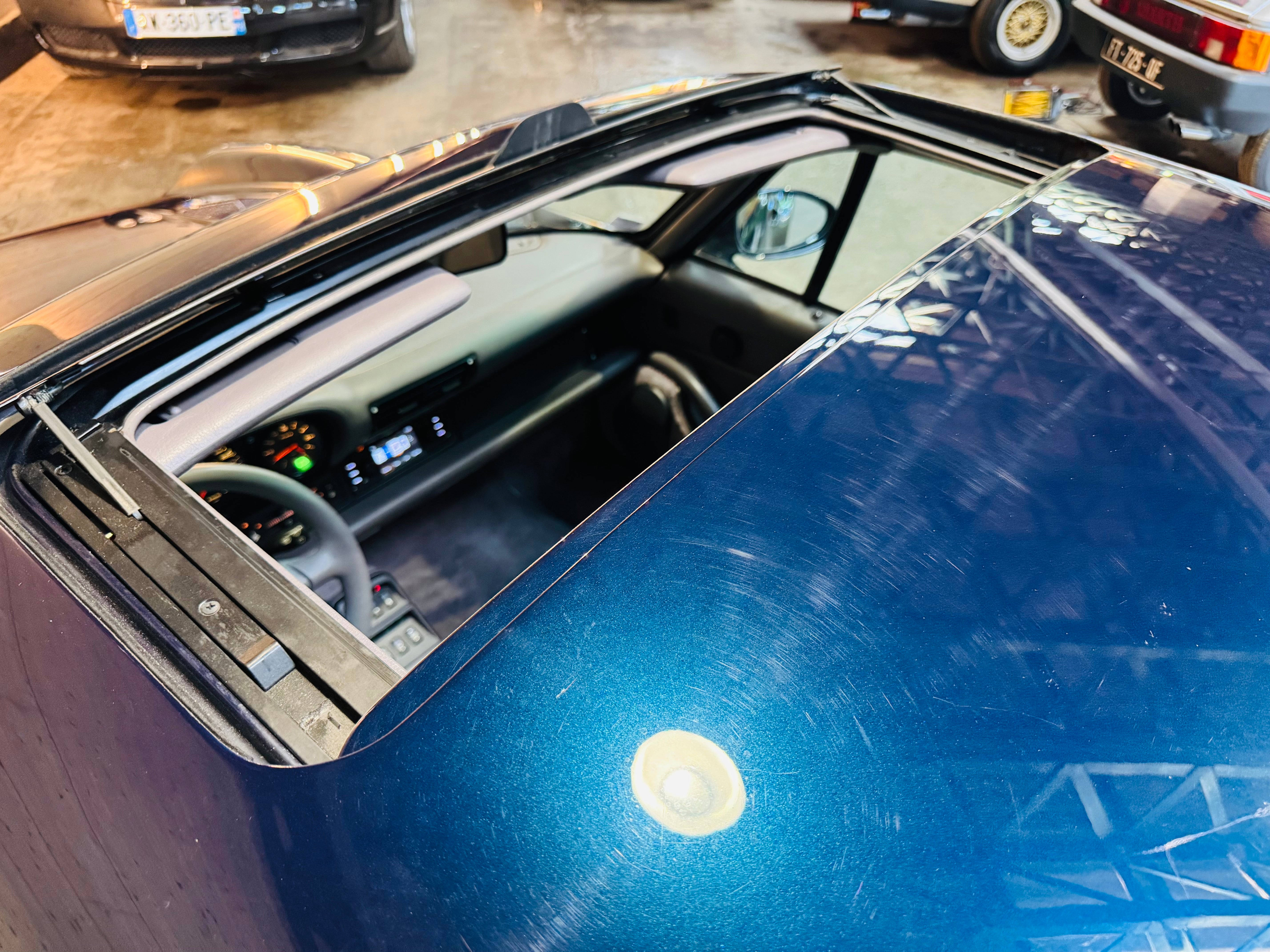 Porsche 993 Carrera 4S X51
