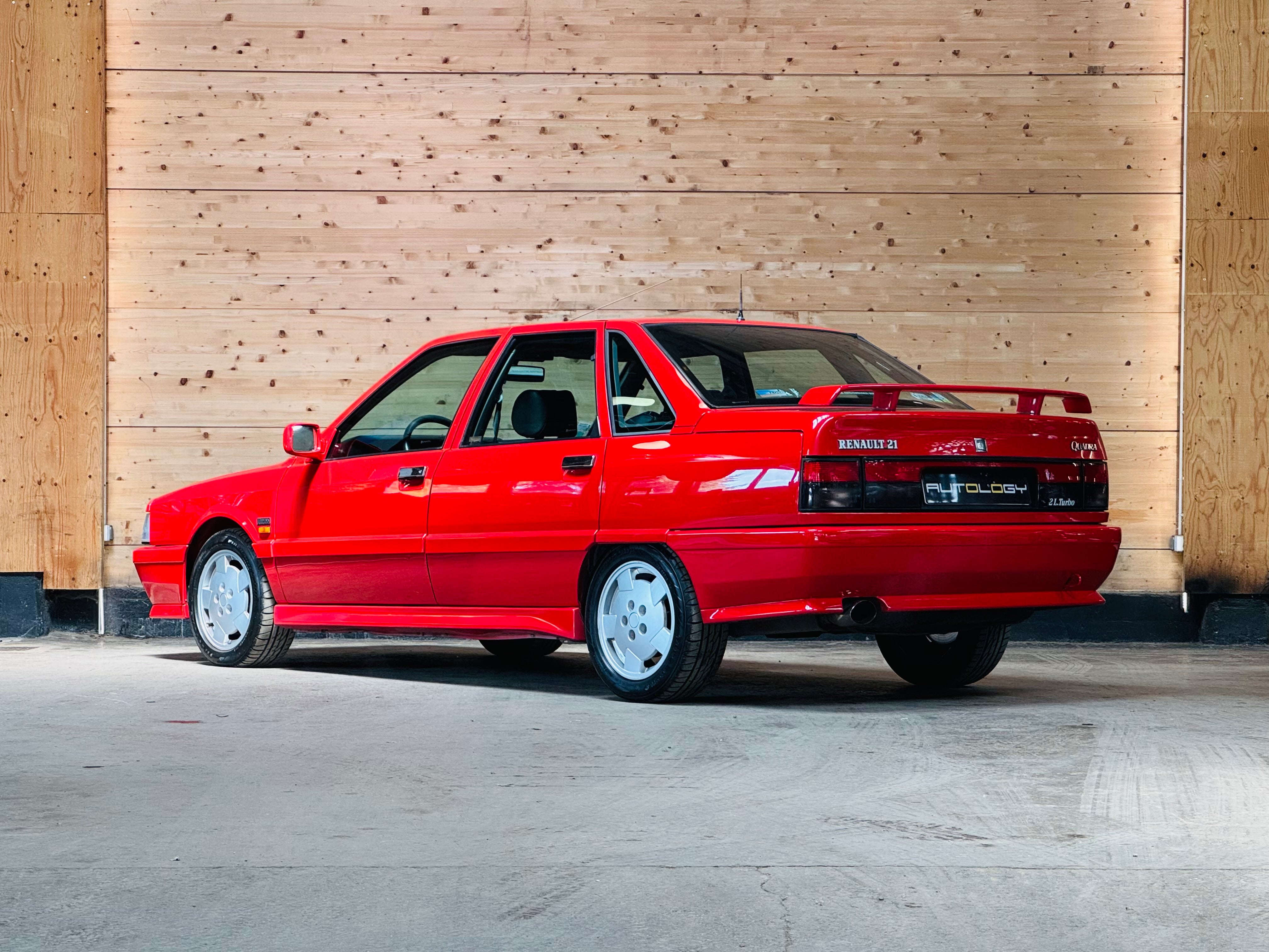 Renault 21 2L Turbo Quadra