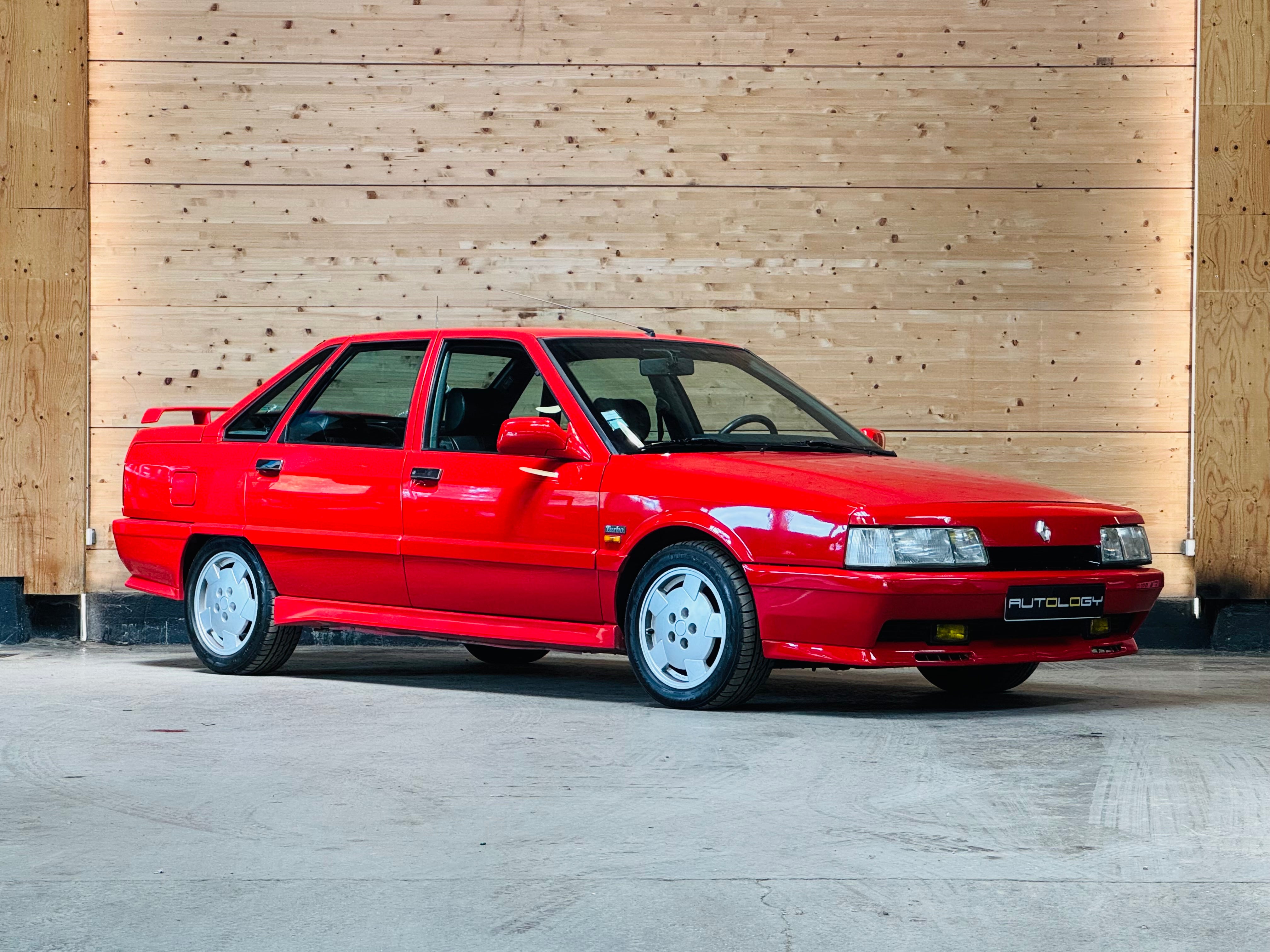 Renault 21 2L Turbo Quadra