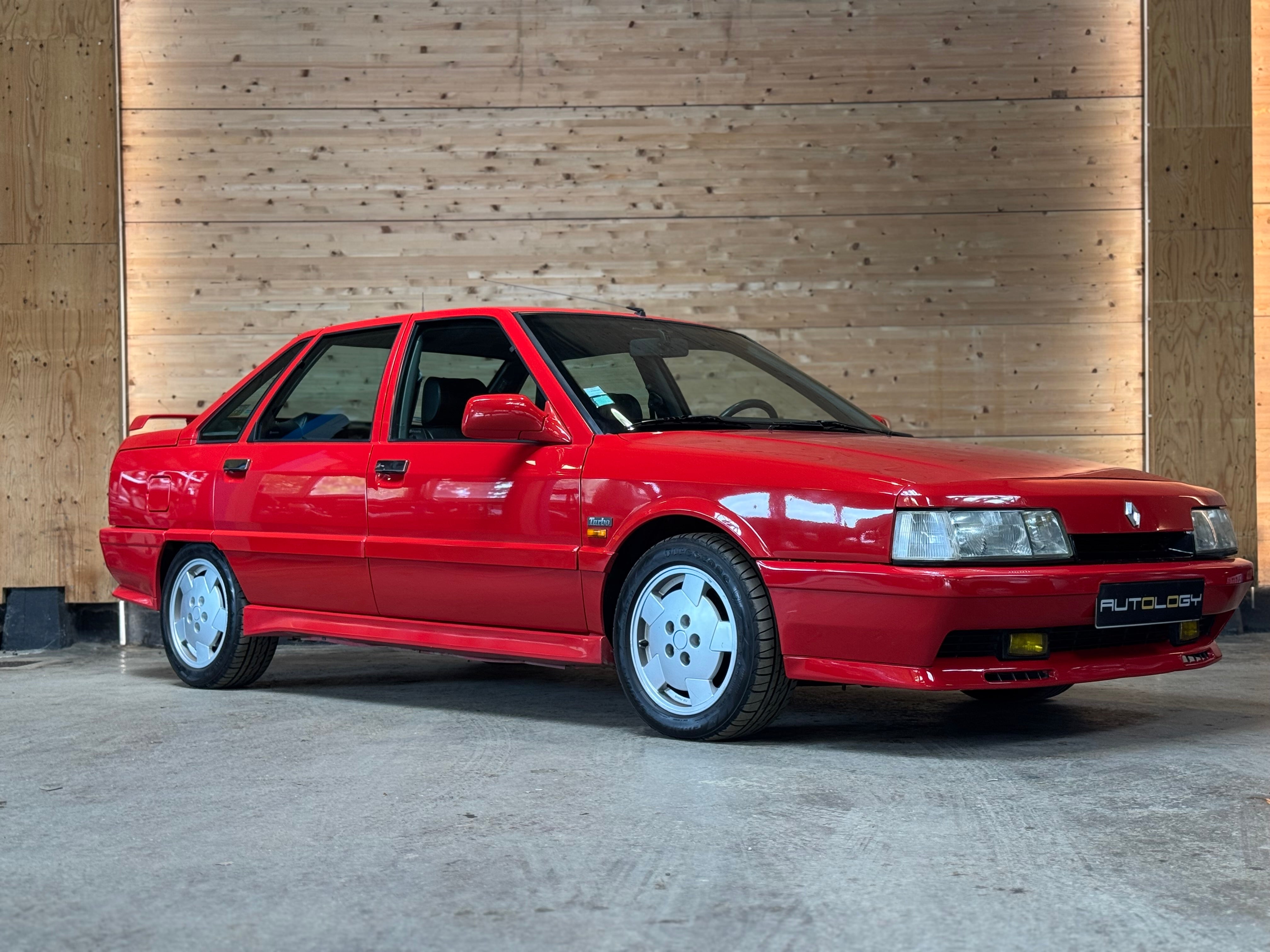 Renault 21 2L Turbo Quadra