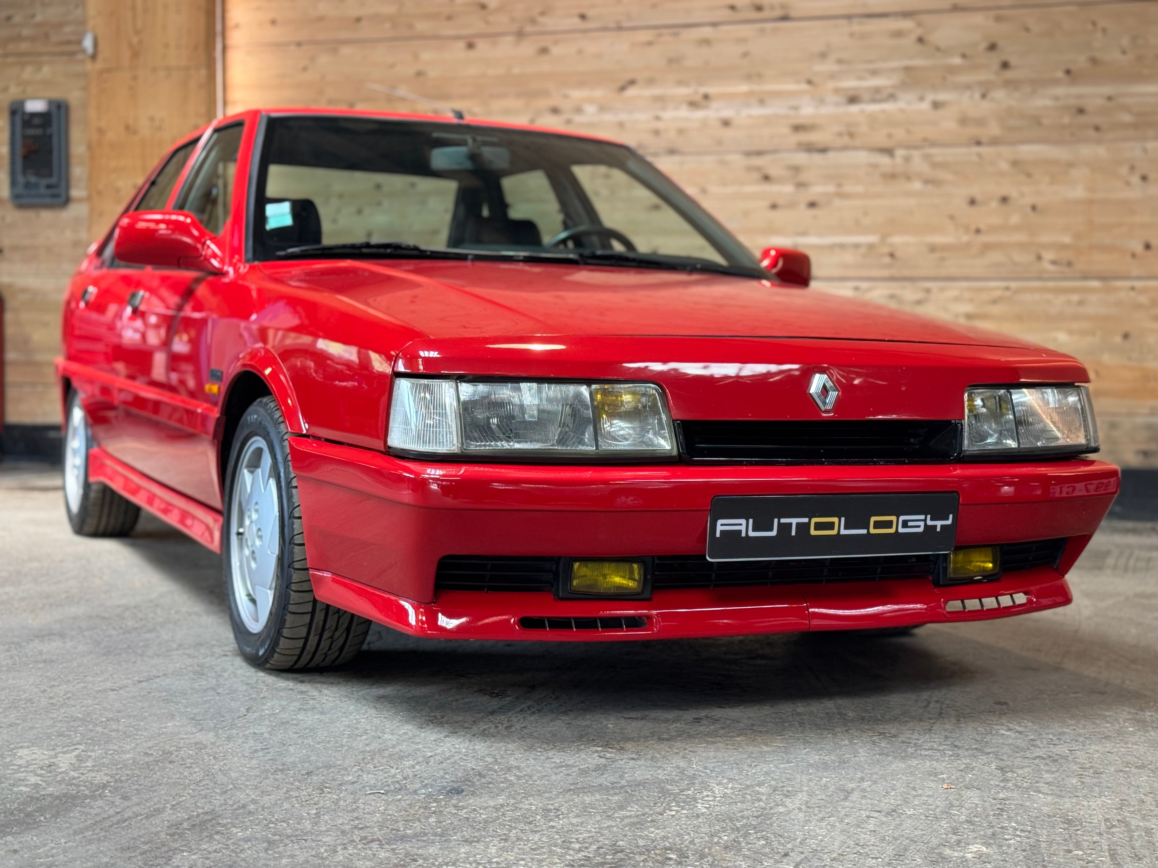 Renault 21 2L Turbo Quadra