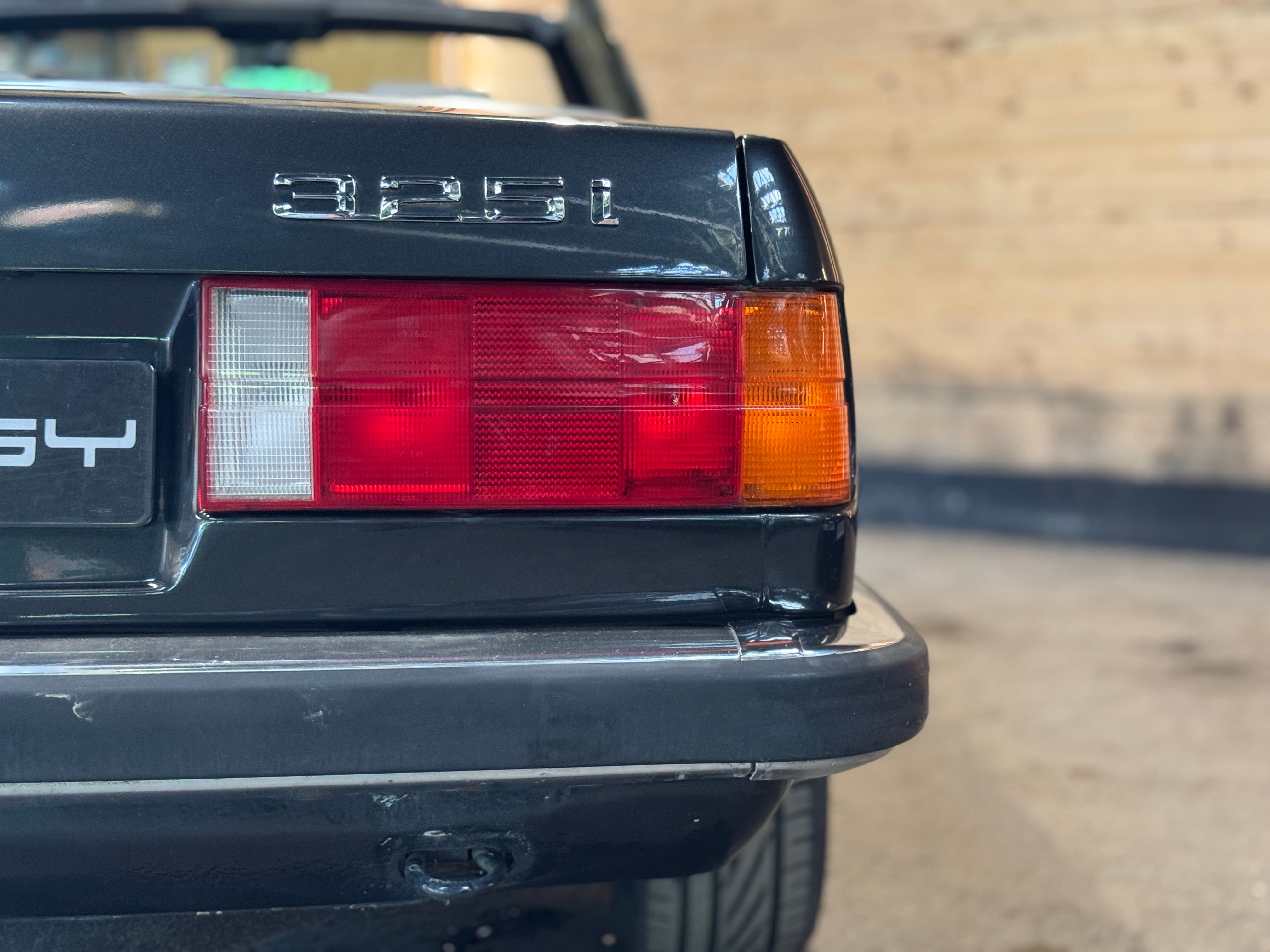 BMW 325i Cabriolet