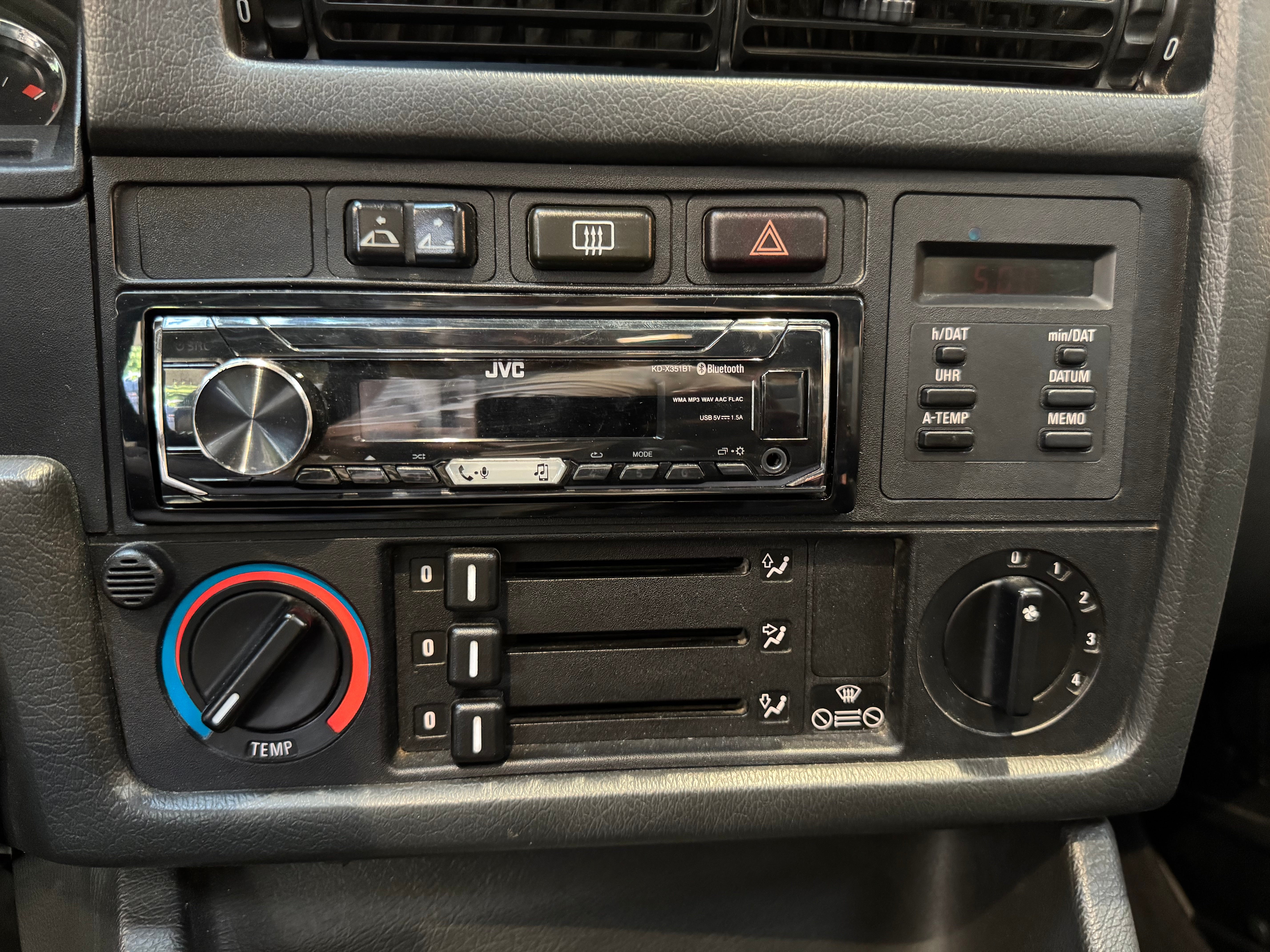 BMW 325i Cabriolet