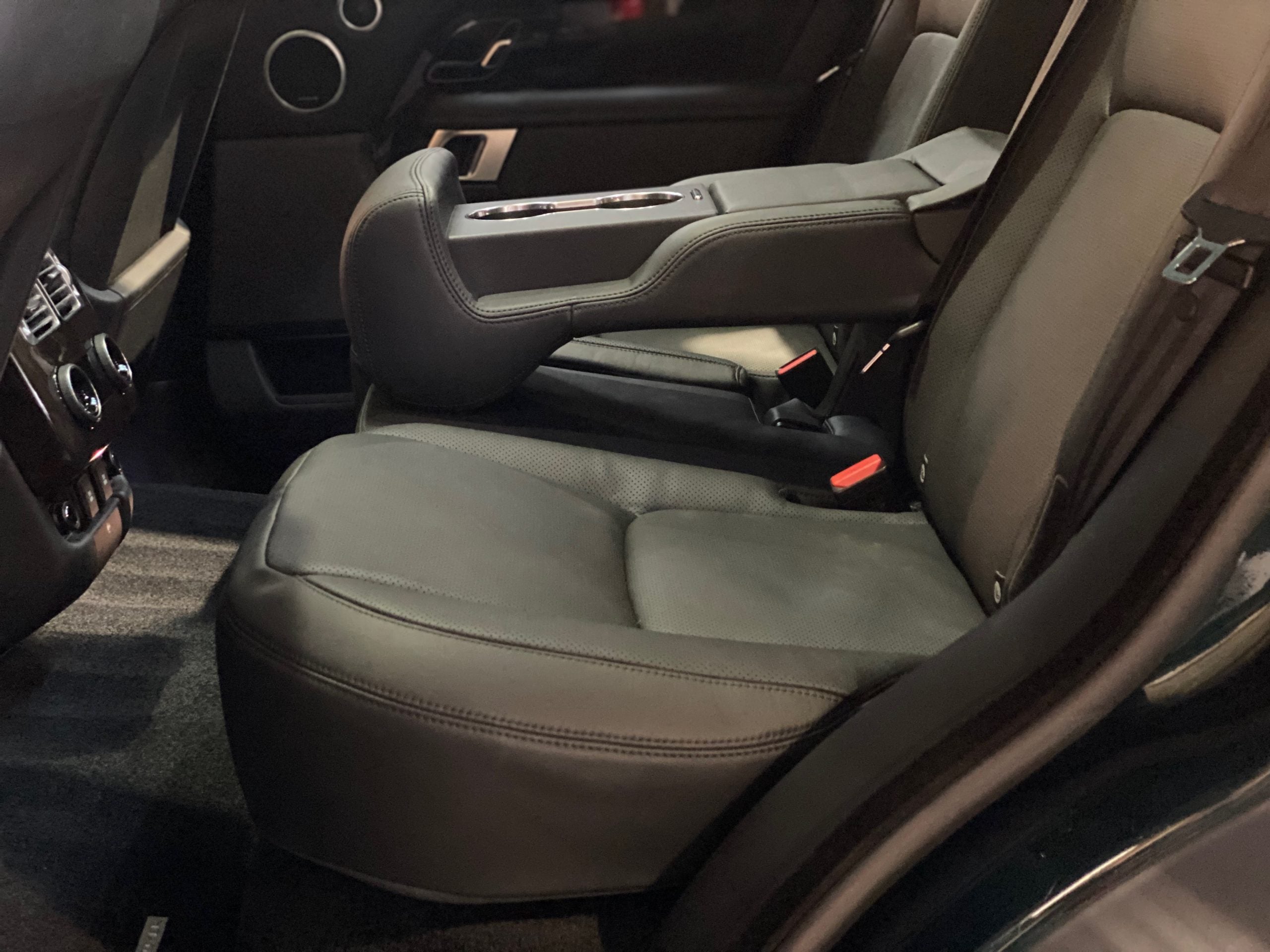 Land Rover Range Rover P400e Vogue