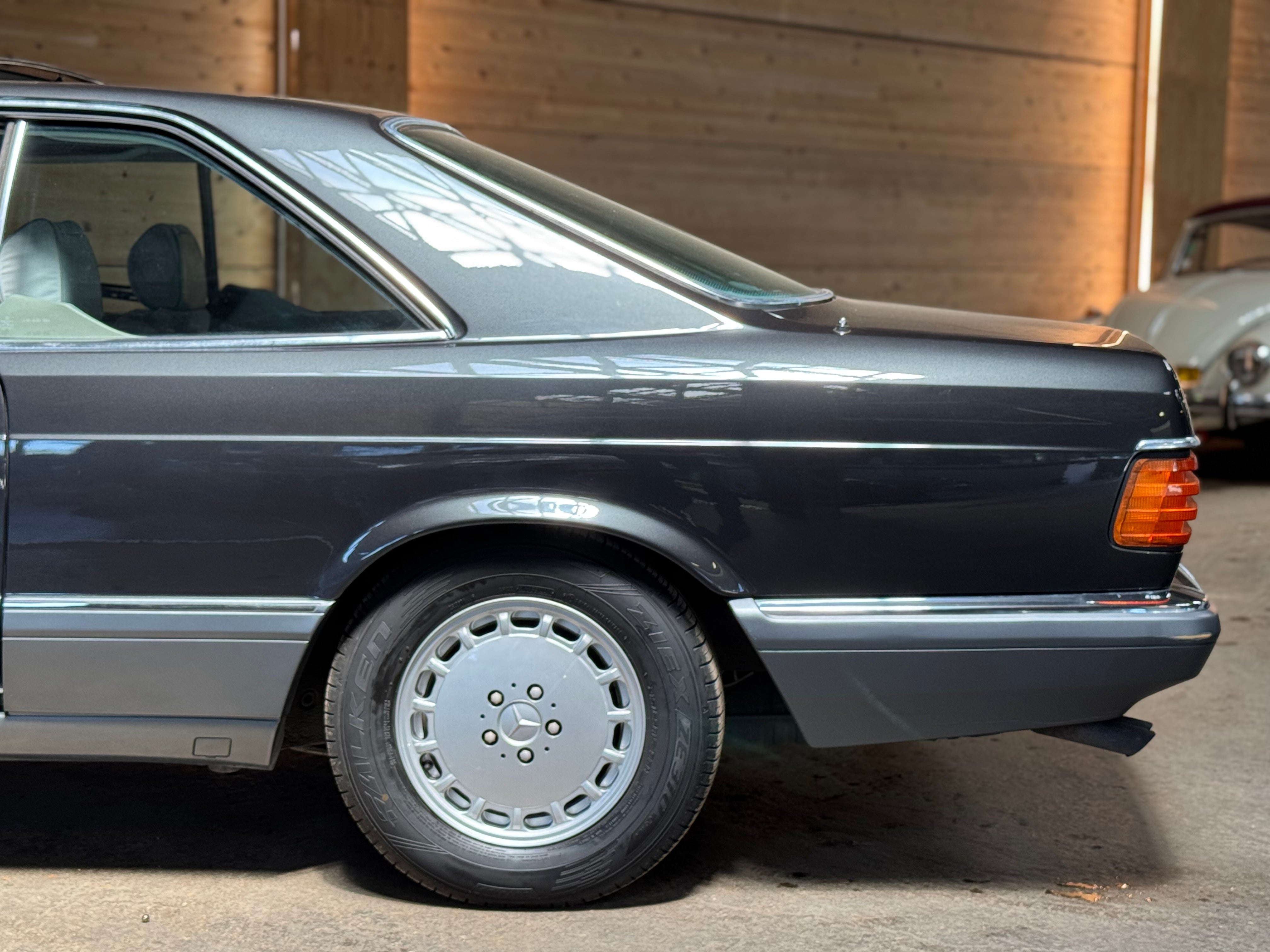 Mercedes 560 SEC