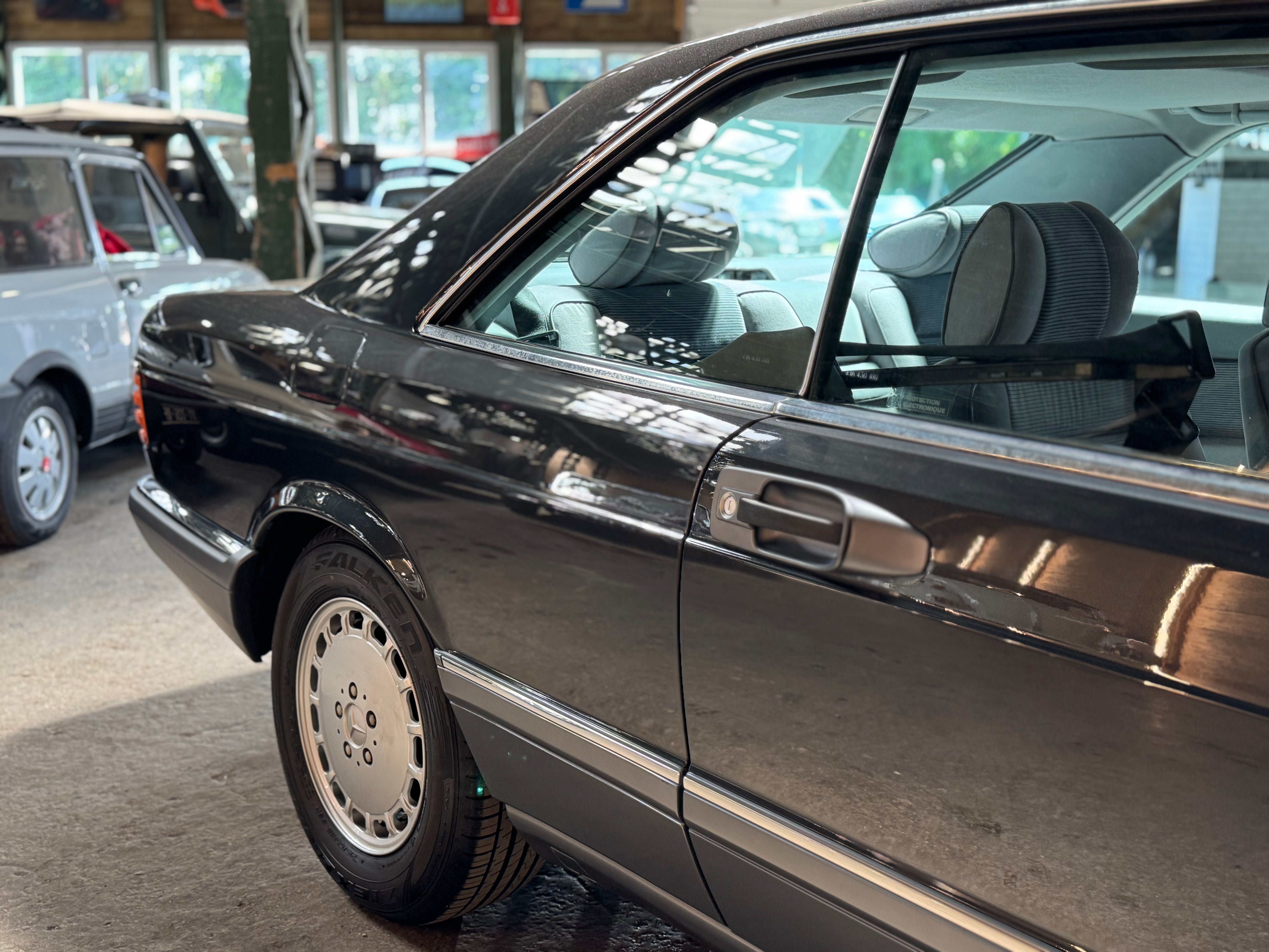 Mercedes 560 SEC