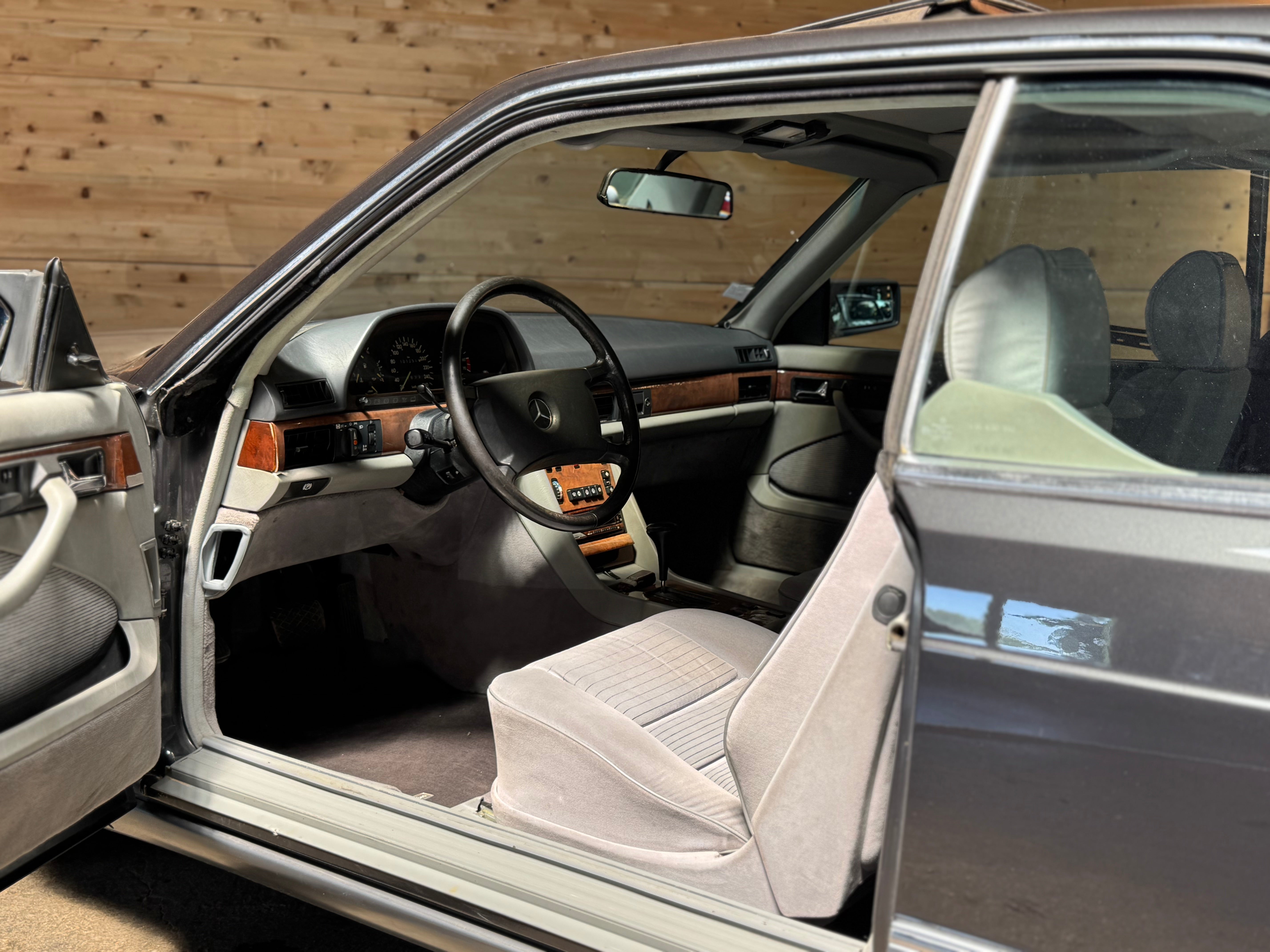 Mercedes 560 SEC