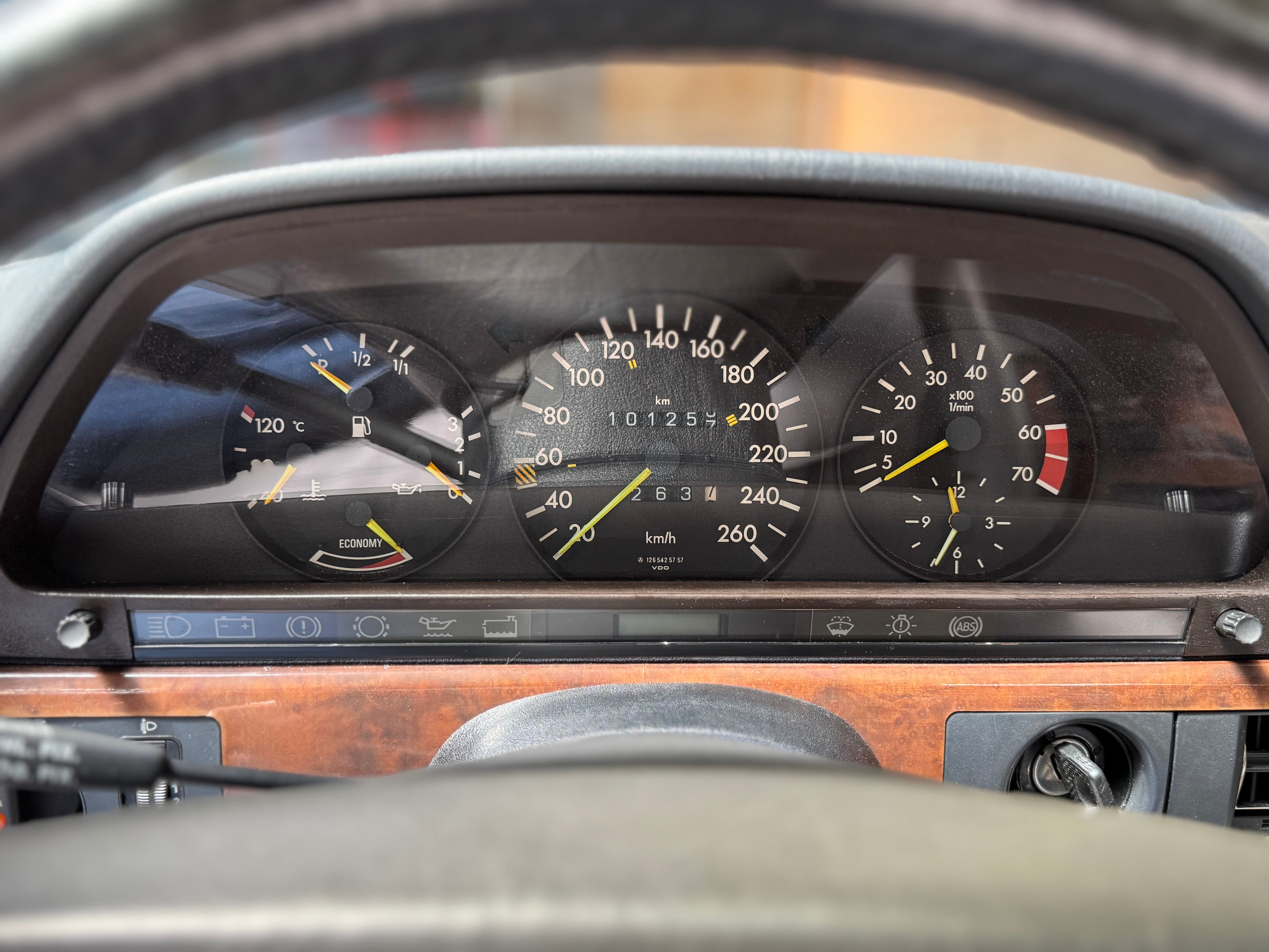 Mercedes 560 SEC