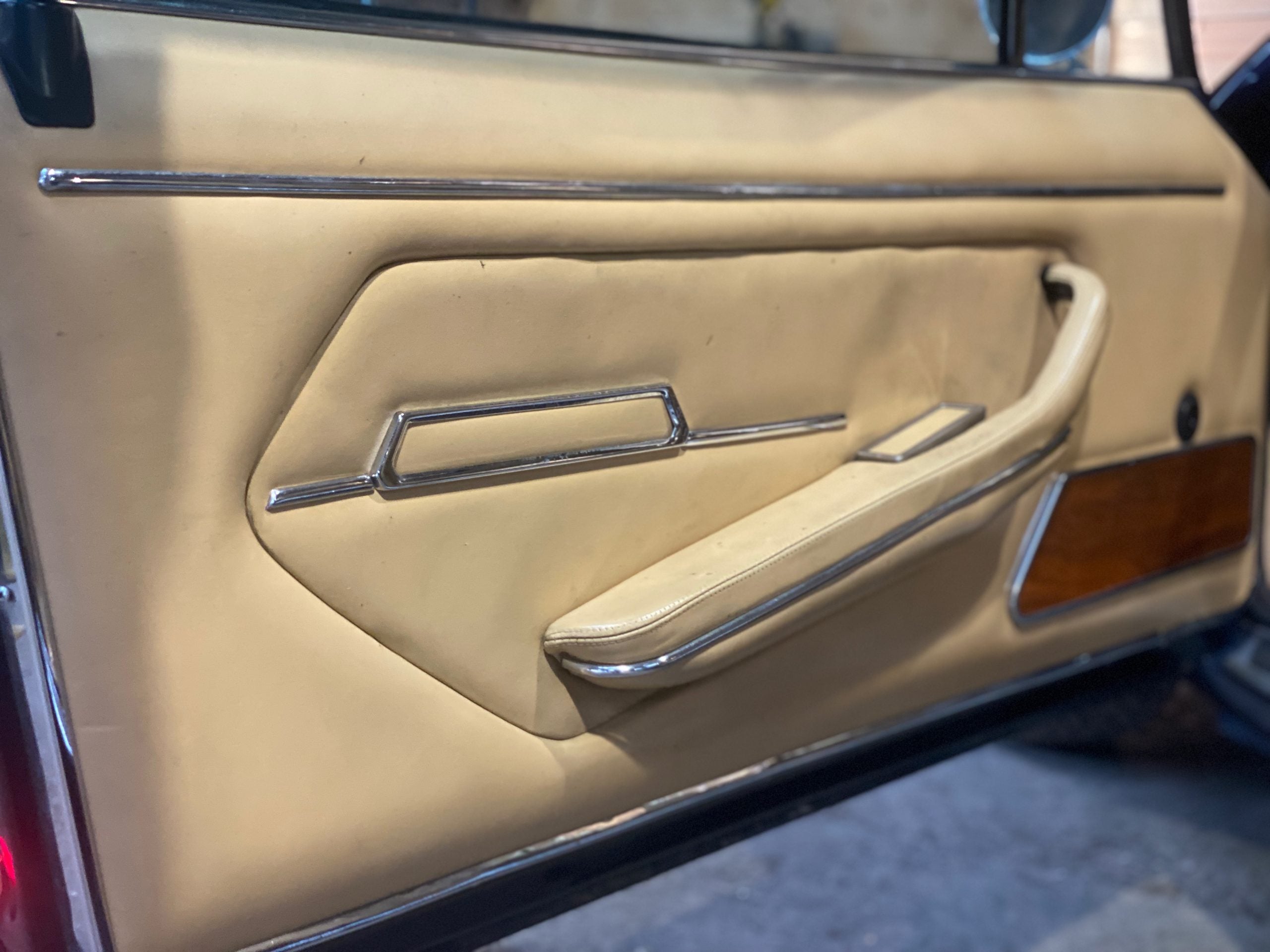 Lamborghini Espada 400GT Série II