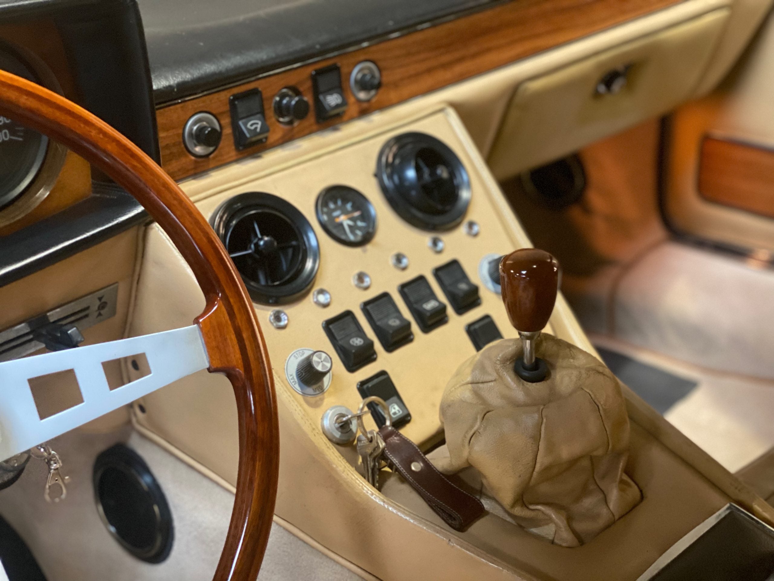 Lamborghini Espada 400GT Série II