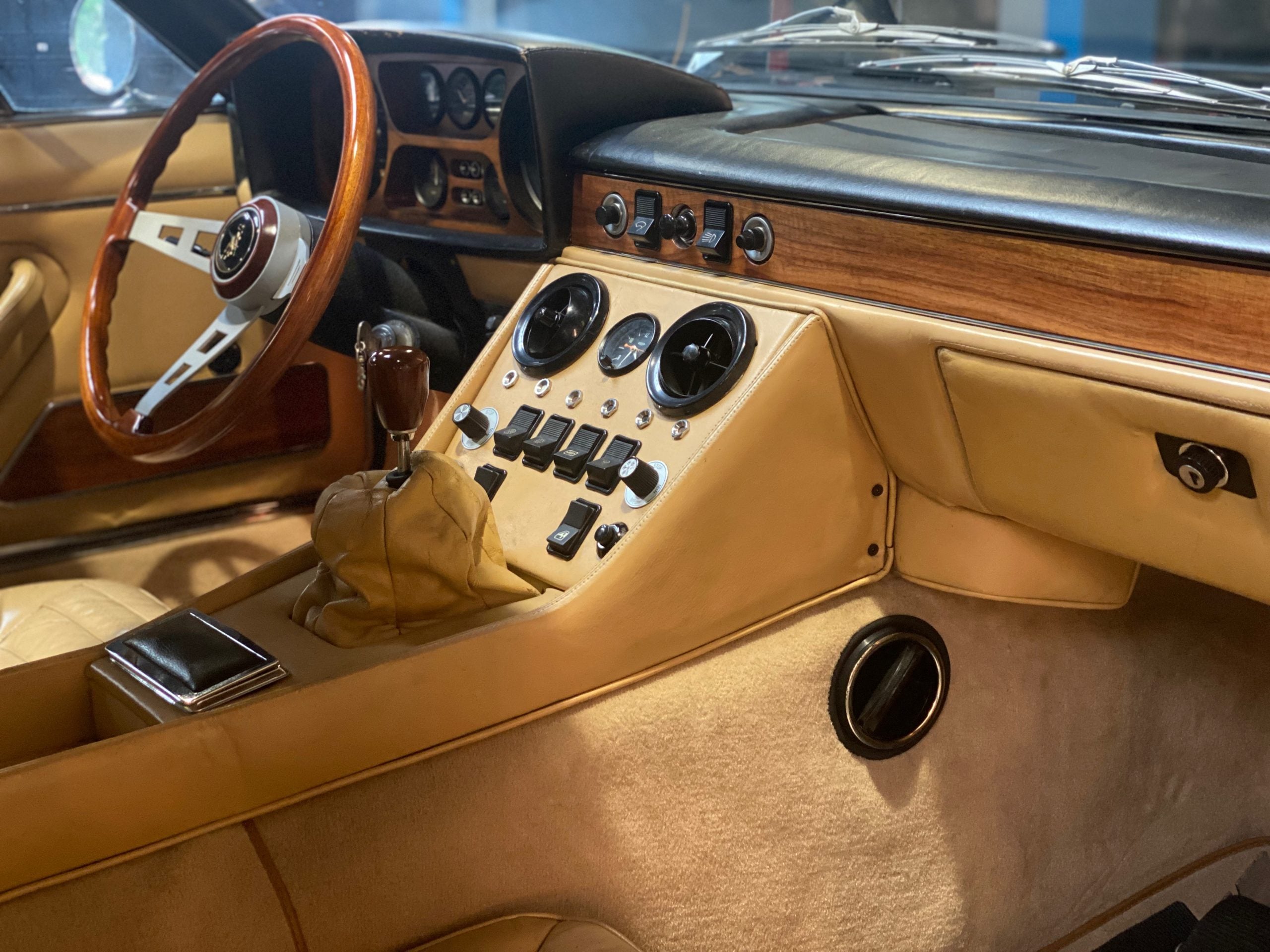 Lamborghini Espada 400GT Série II