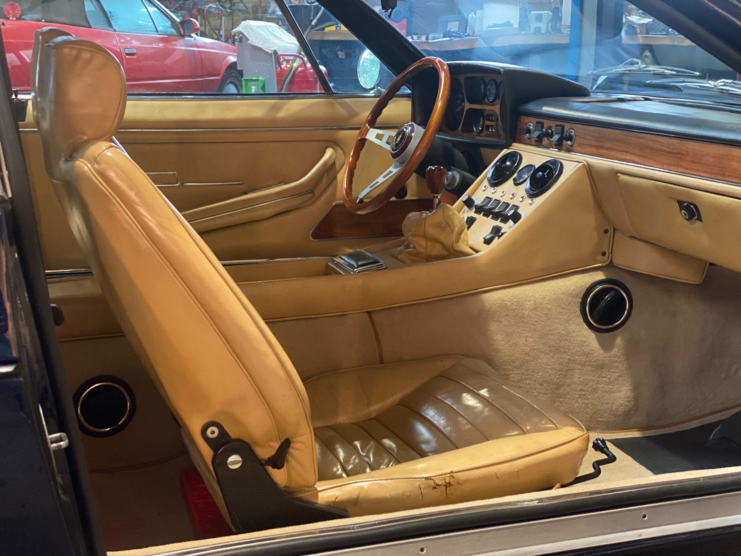 Lamborghini Espada 400GT Série II