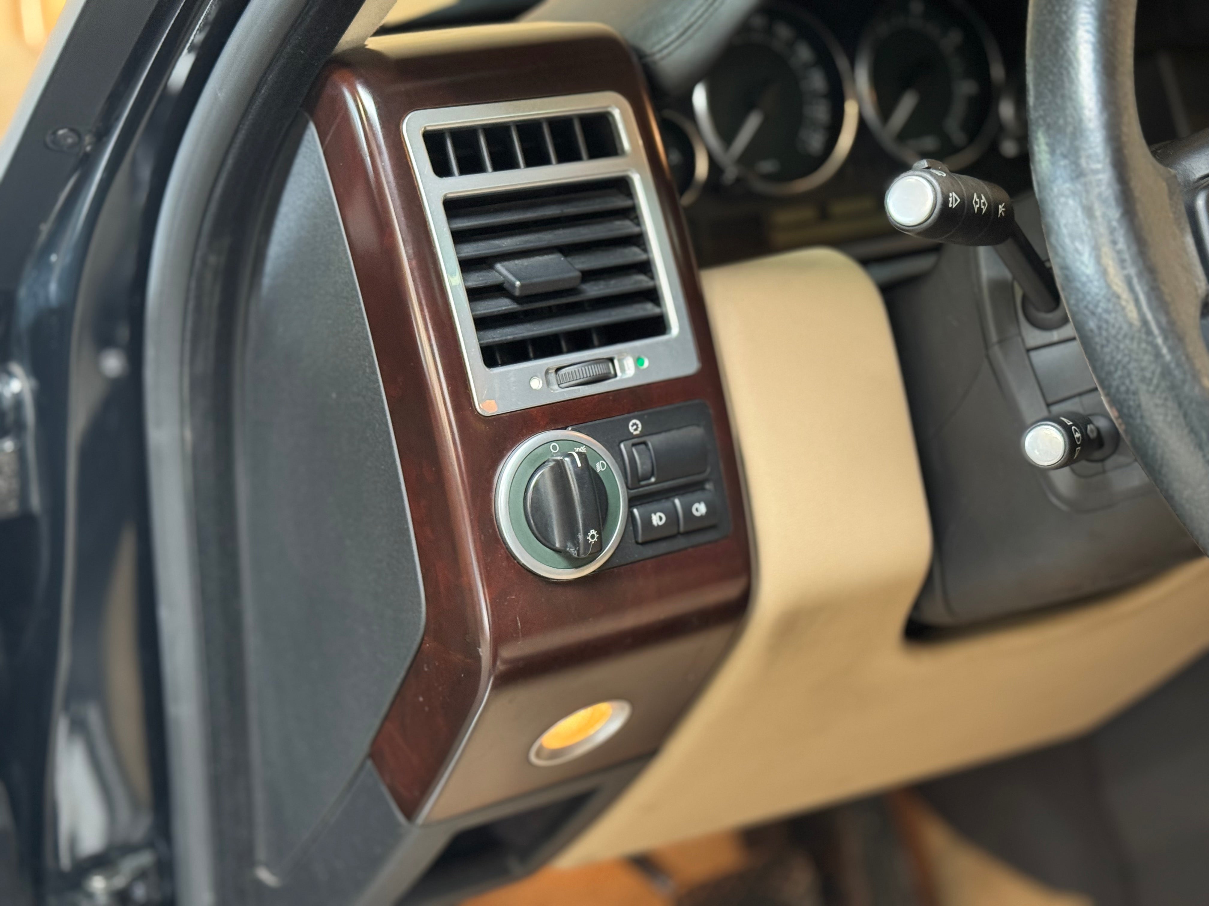 Land Rover Range Rover V8 Vogue