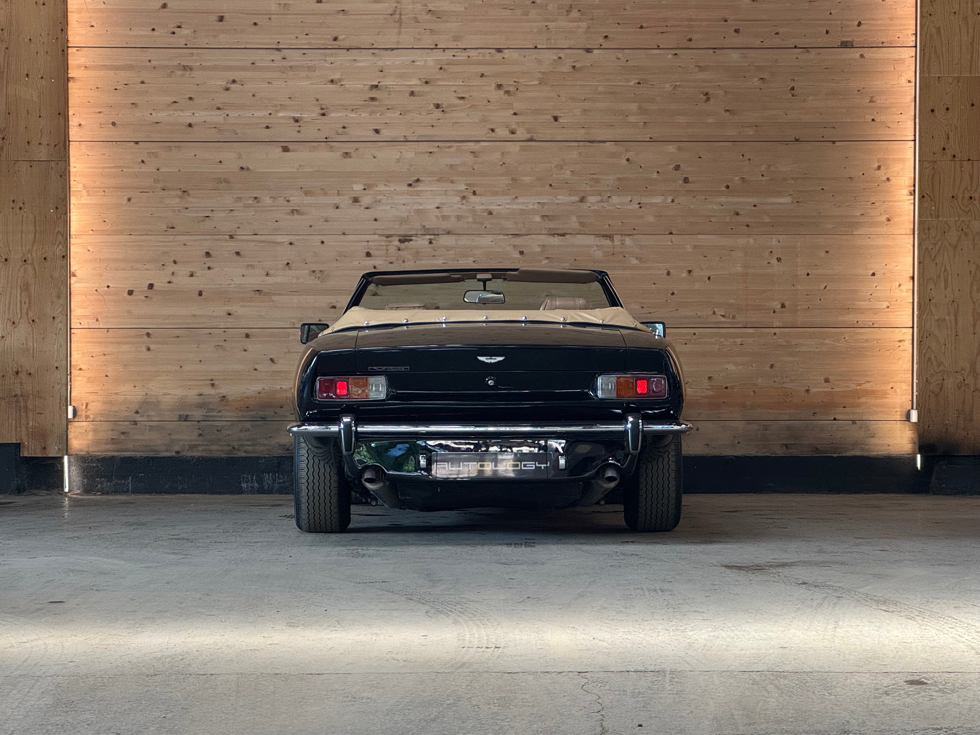 Aston Martin V8 Volante BVA