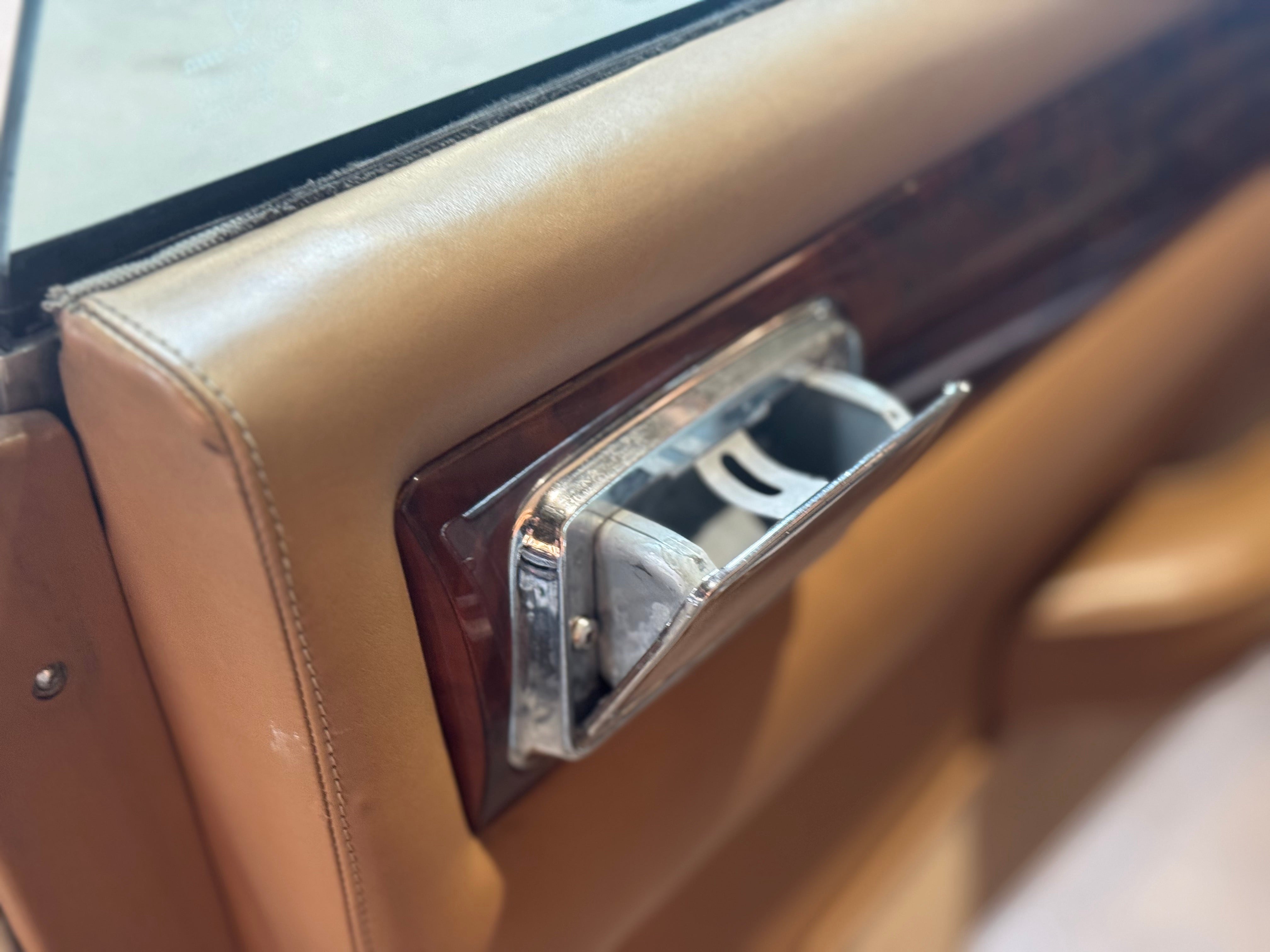 Aston Martin V8 Volante BVA