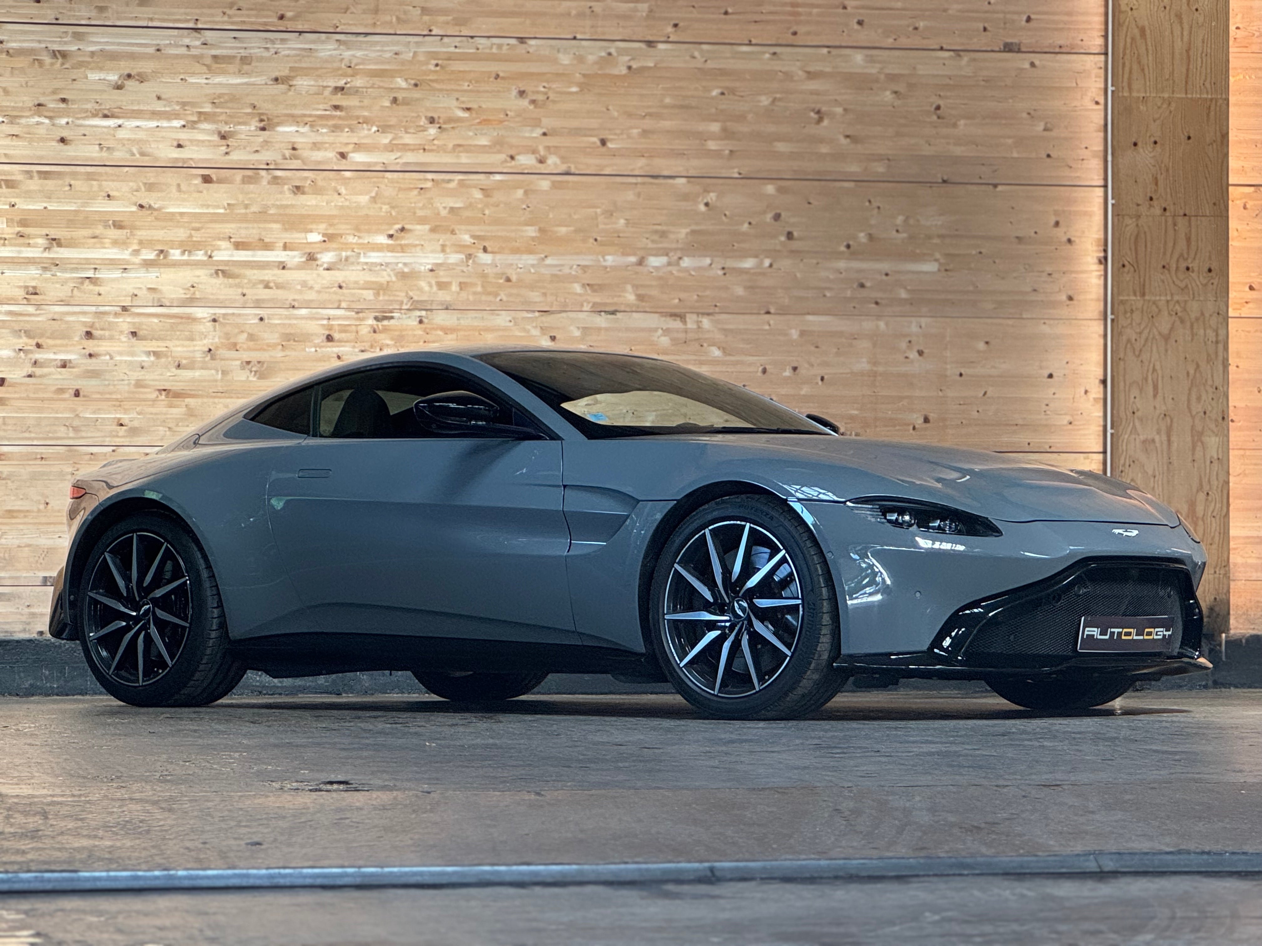 Aston Martin Vantage Coupe