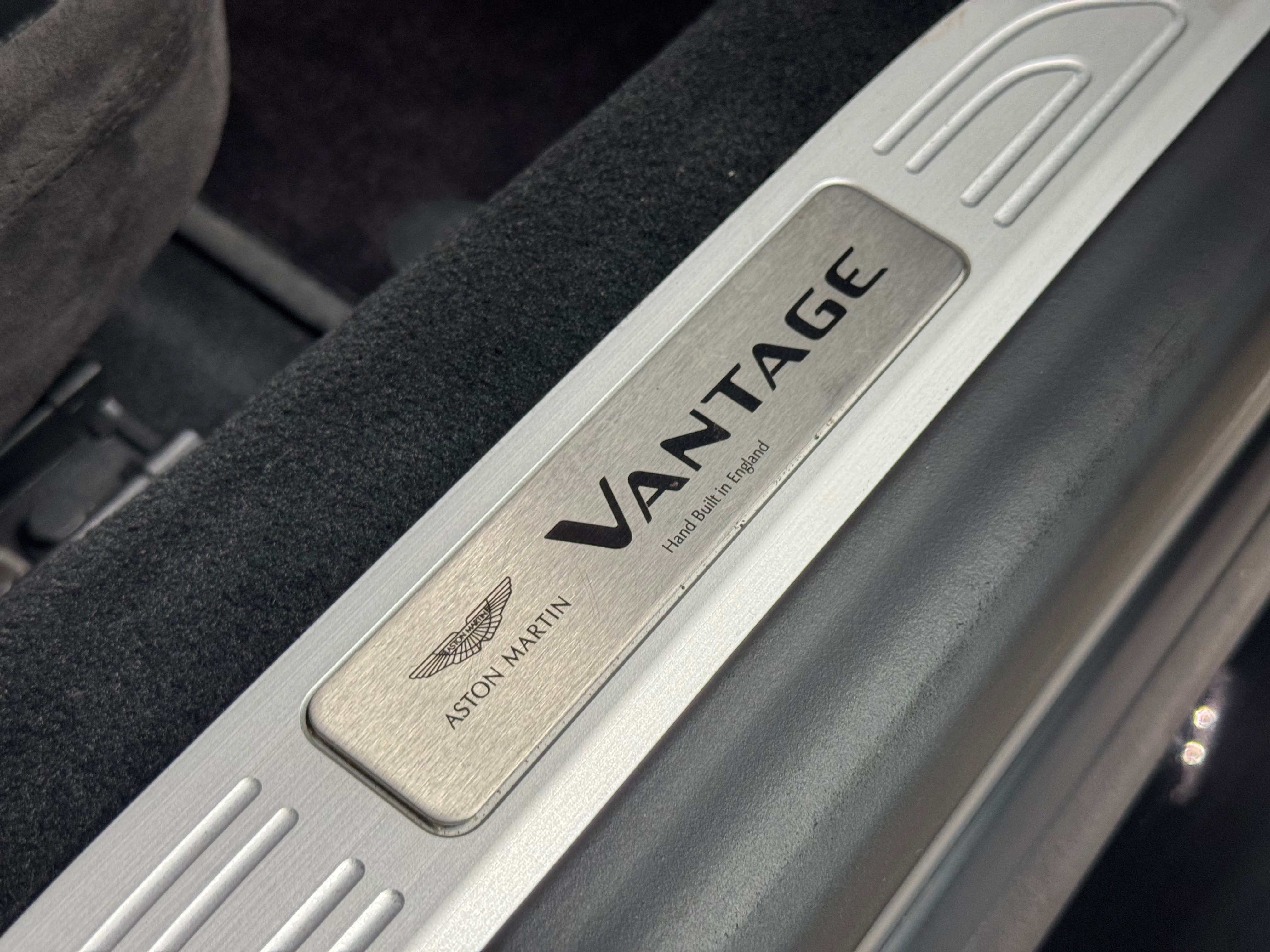 Aston Martin Vantage Coupe