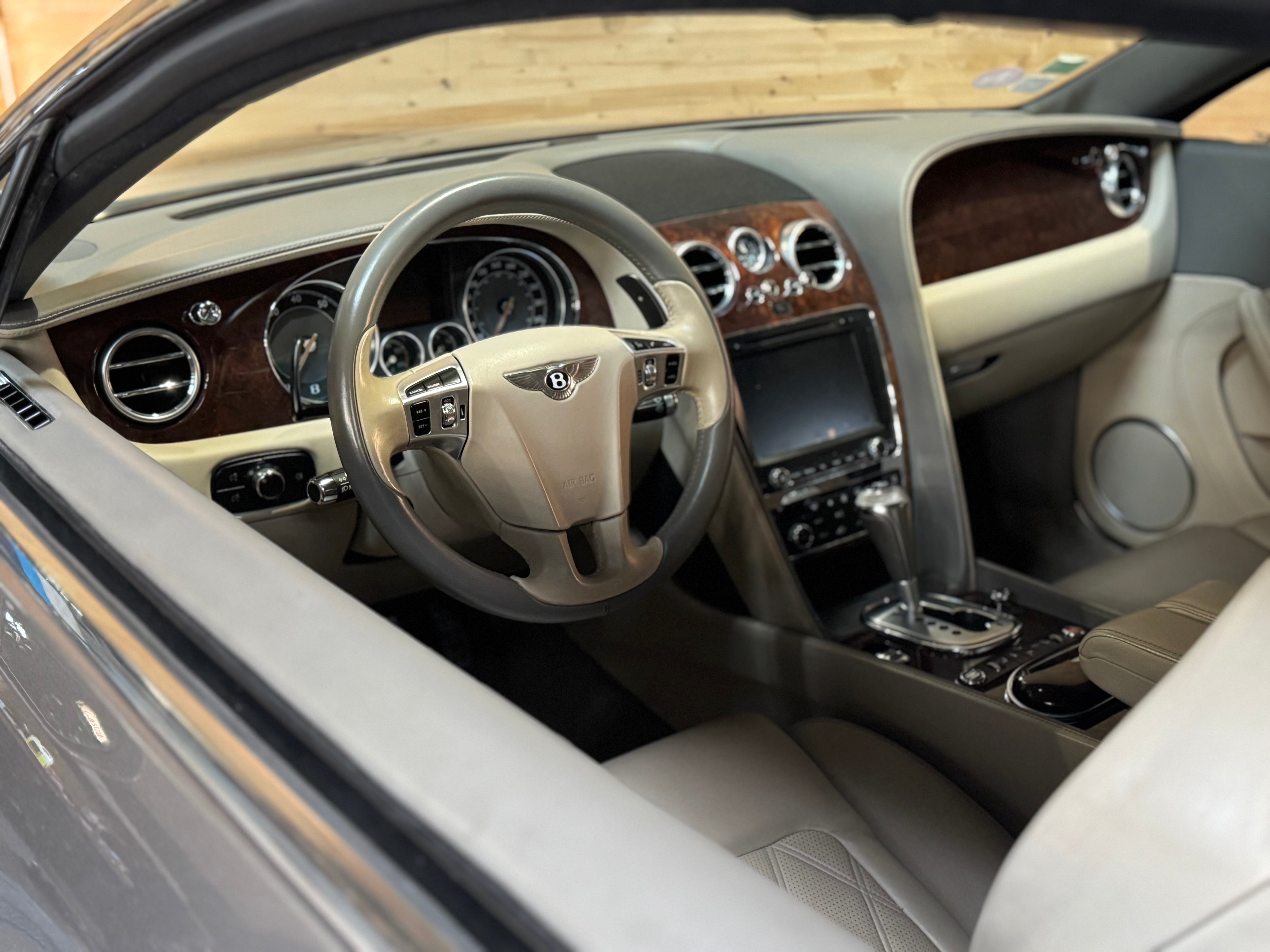 Bentley Continental GT.2 W12 Mulliner