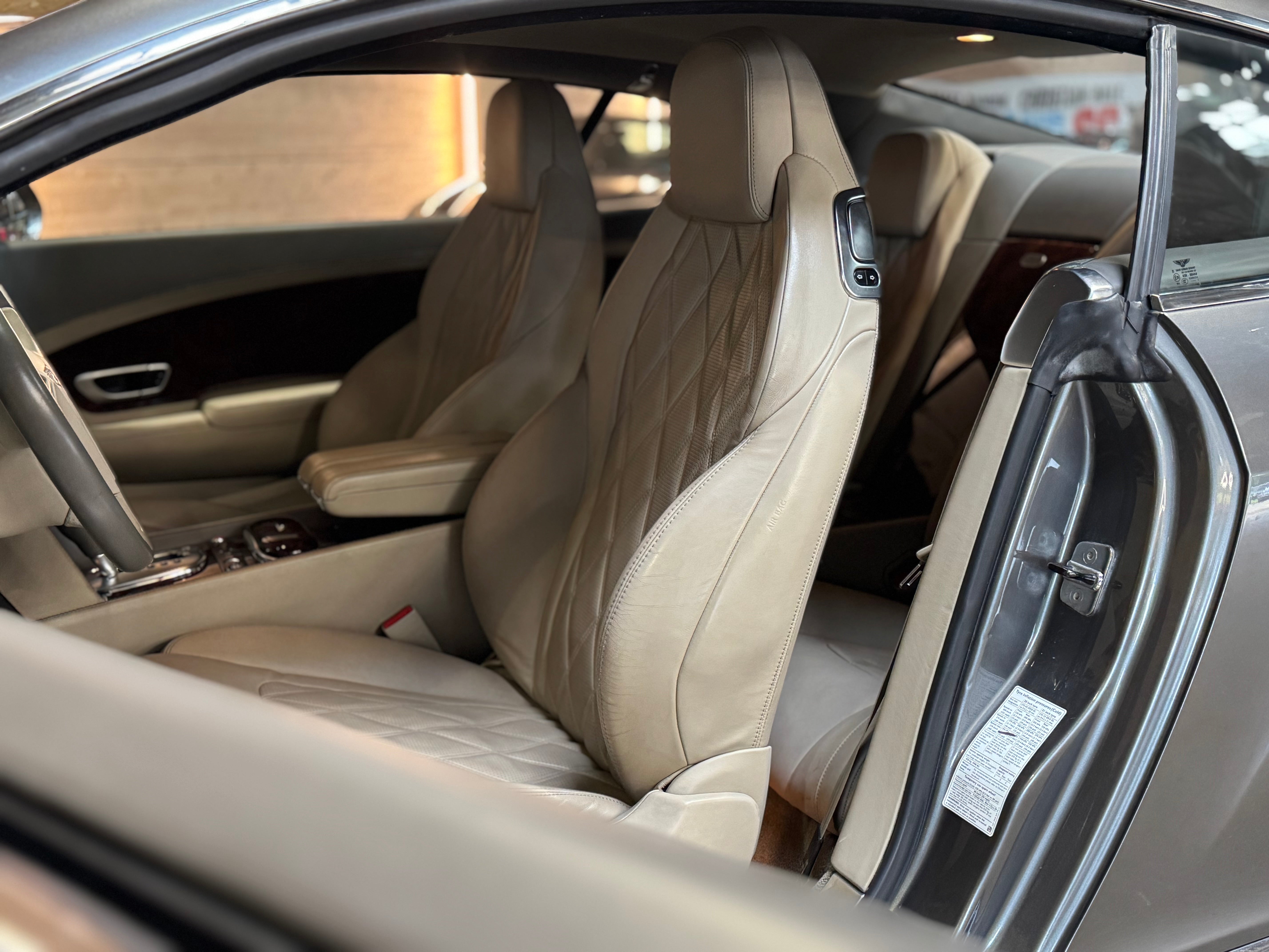 Bentley Continental GT.2 W12 Mulliner