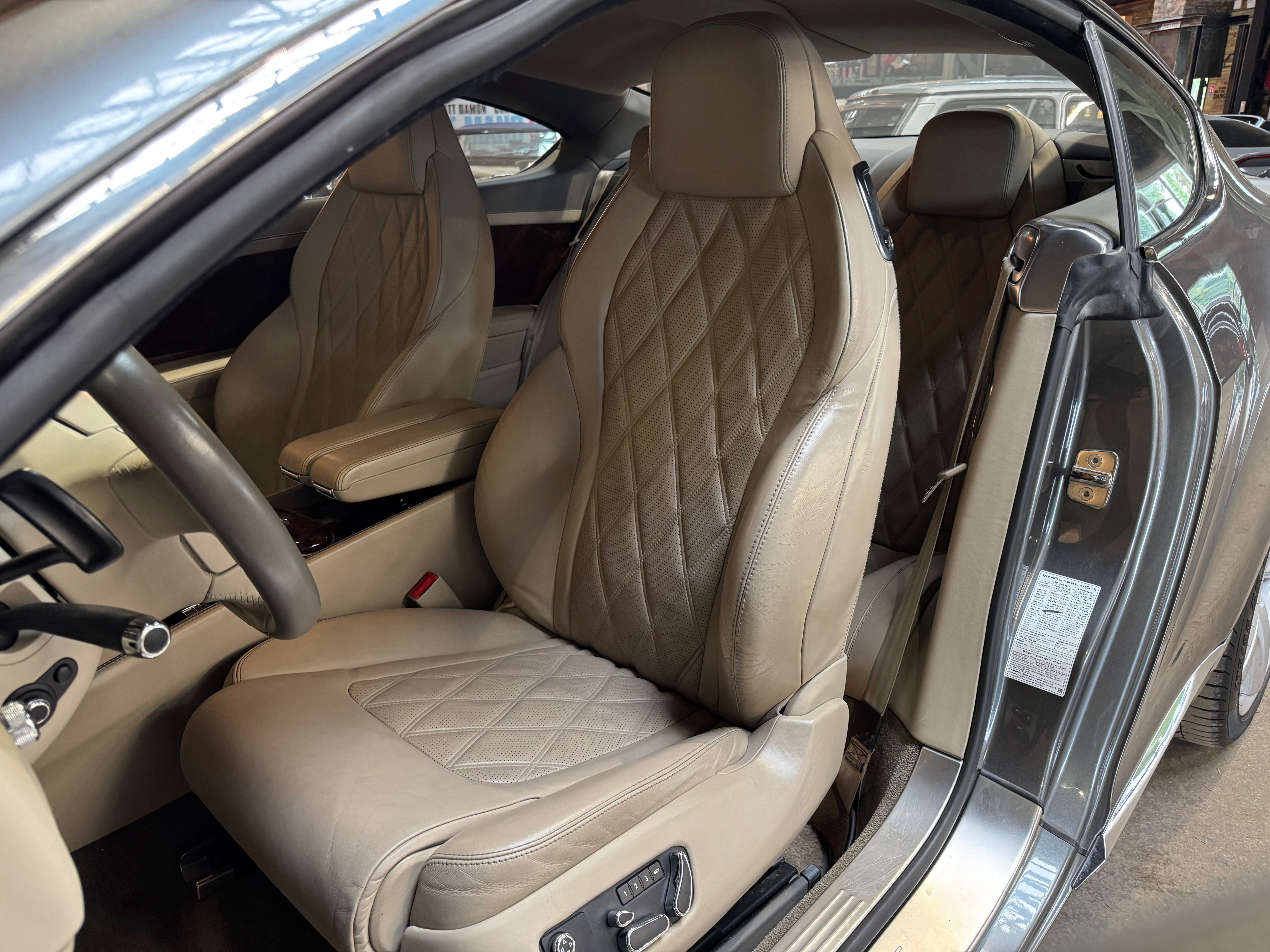Bentley Continental GT.2 W12 Mulliner