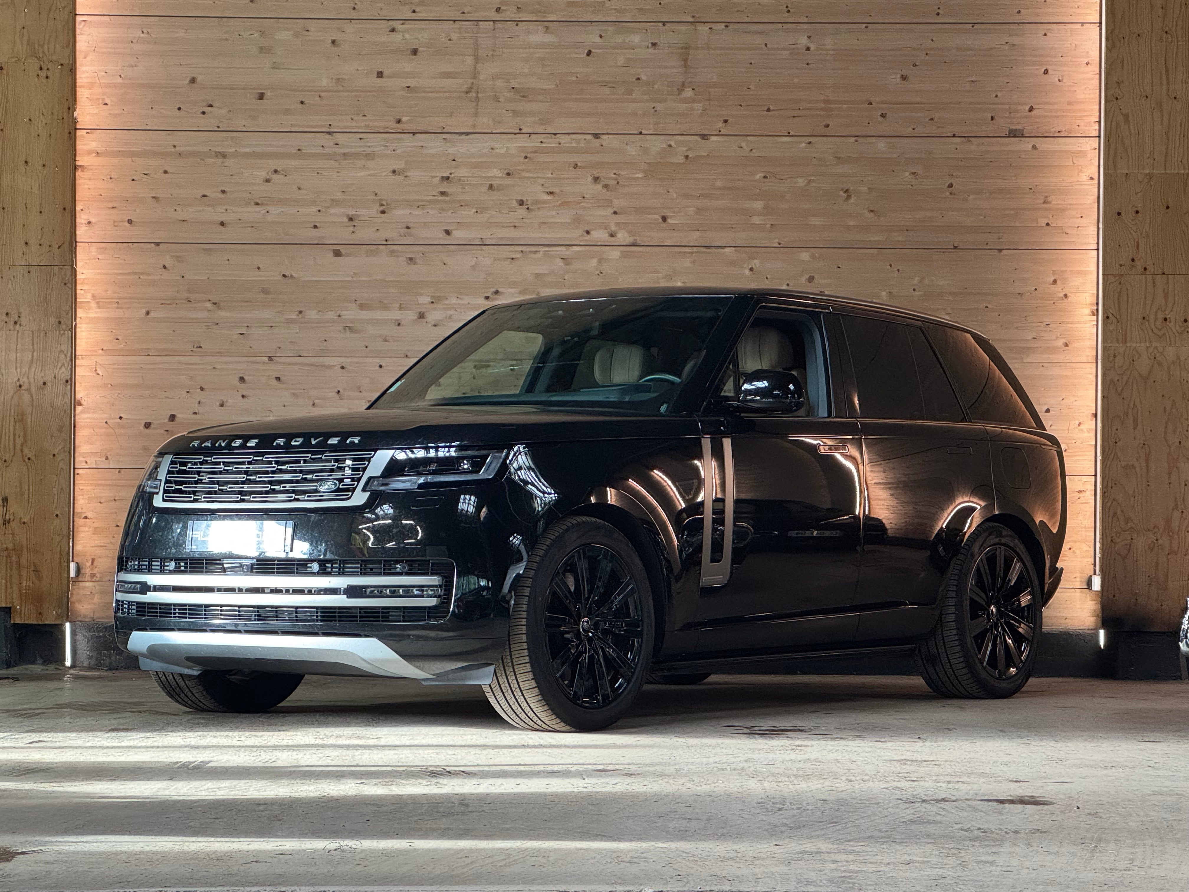 Land Rover Range Rover P550e Autobiography