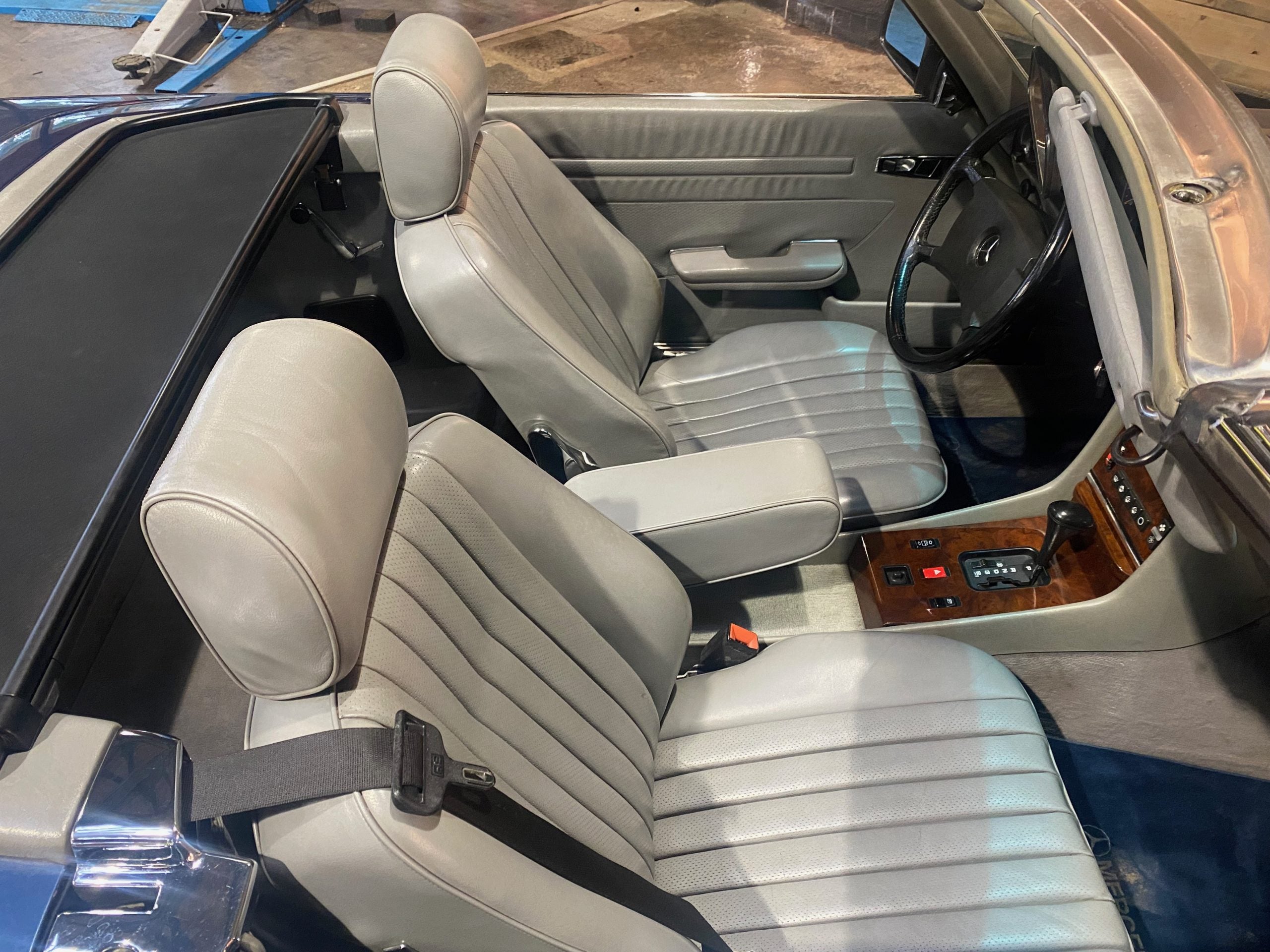 Mercedes 500SL